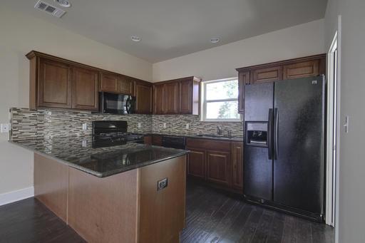 921 E 37 St # A&B, Austin, TX 78705