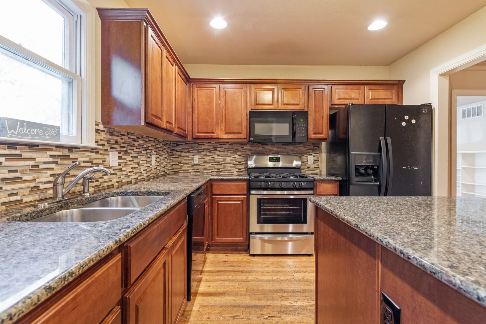 921 E 37 St # A&B, Austin, TX 78705