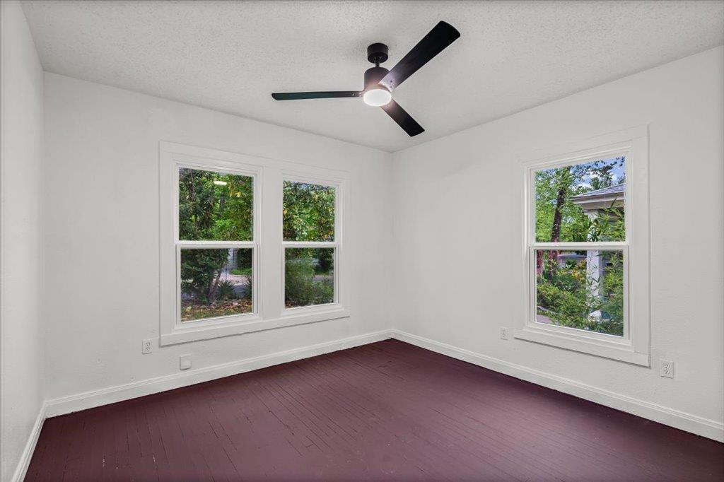 2206 Rountree Dr, Austin, TX 78722