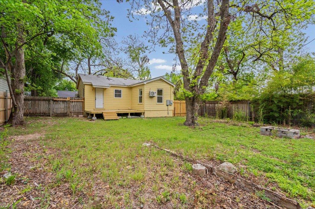 2206 Rountree Dr, Austin, TX 78722