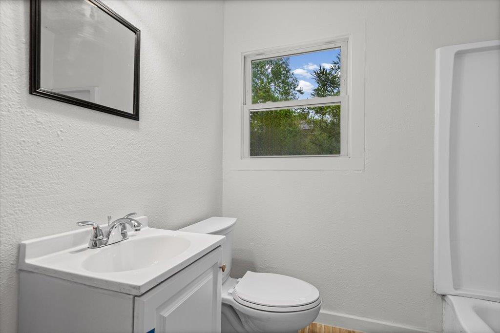 2206 Rountree Dr, Austin, TX 78722