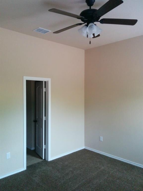 155 Creekside Villa Dr, Kyle, TX 78640