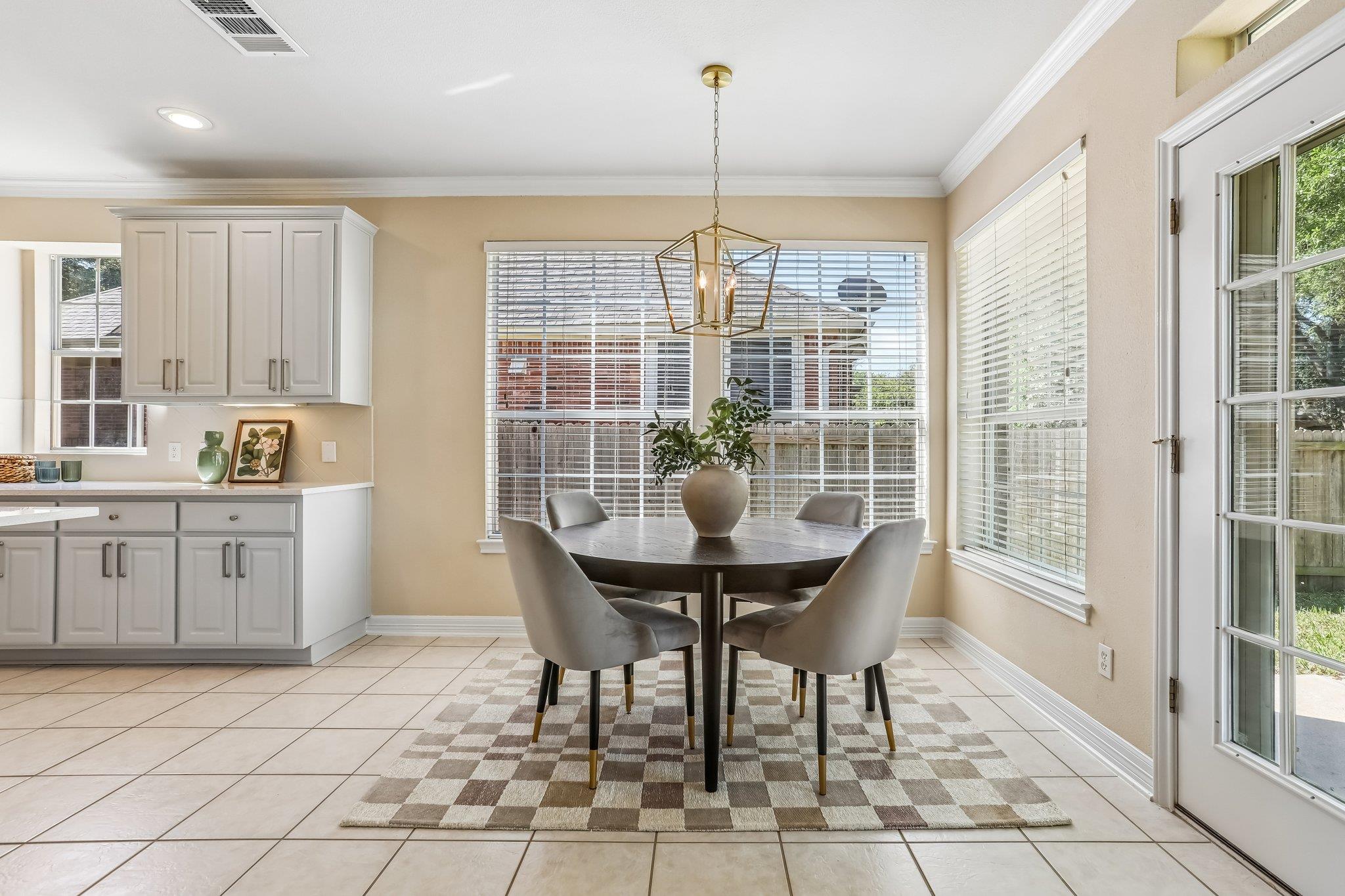 15008 Thatcher Dr, Austin, TX 78717