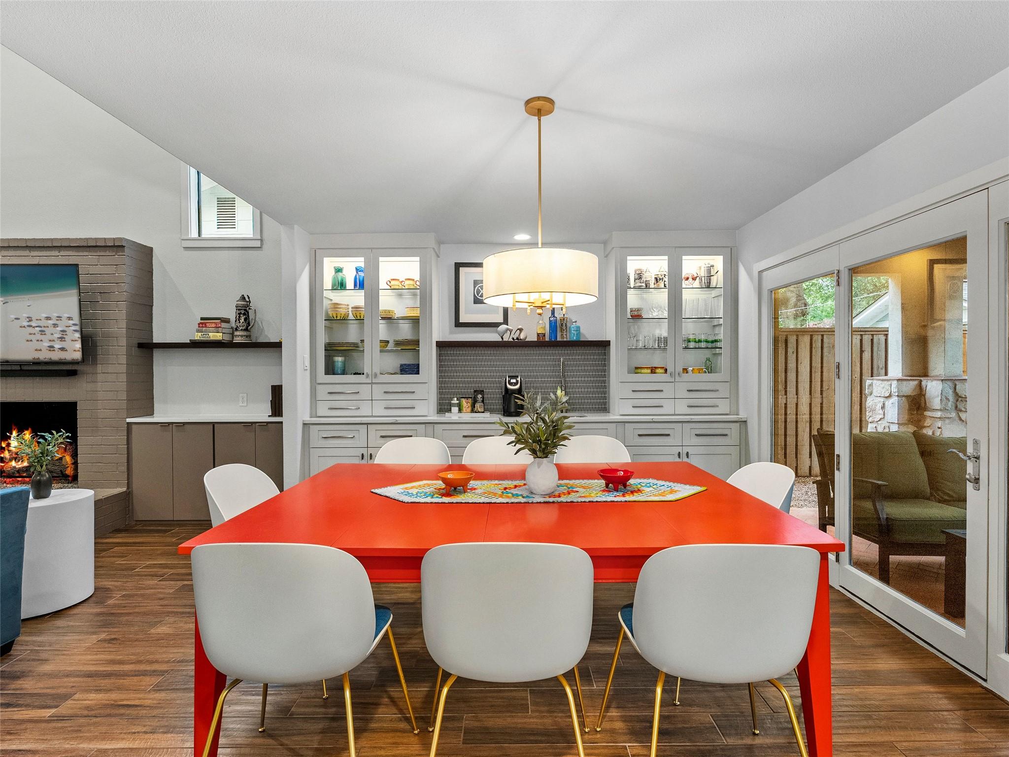 299 W Edgewater Ter, New Braunfels, TX 78130