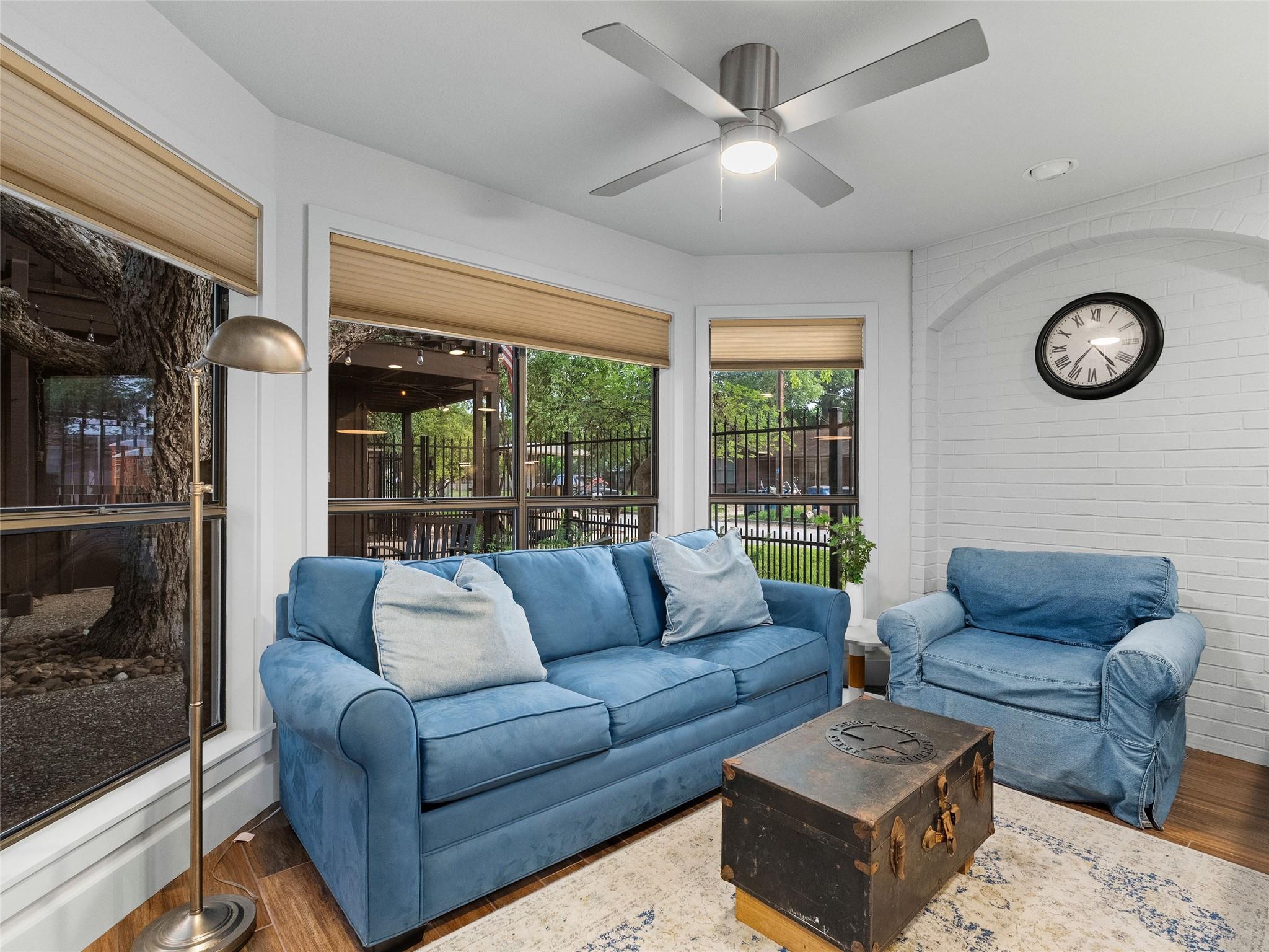 299 W Edgewater Ter, New Braunfels, TX 78130