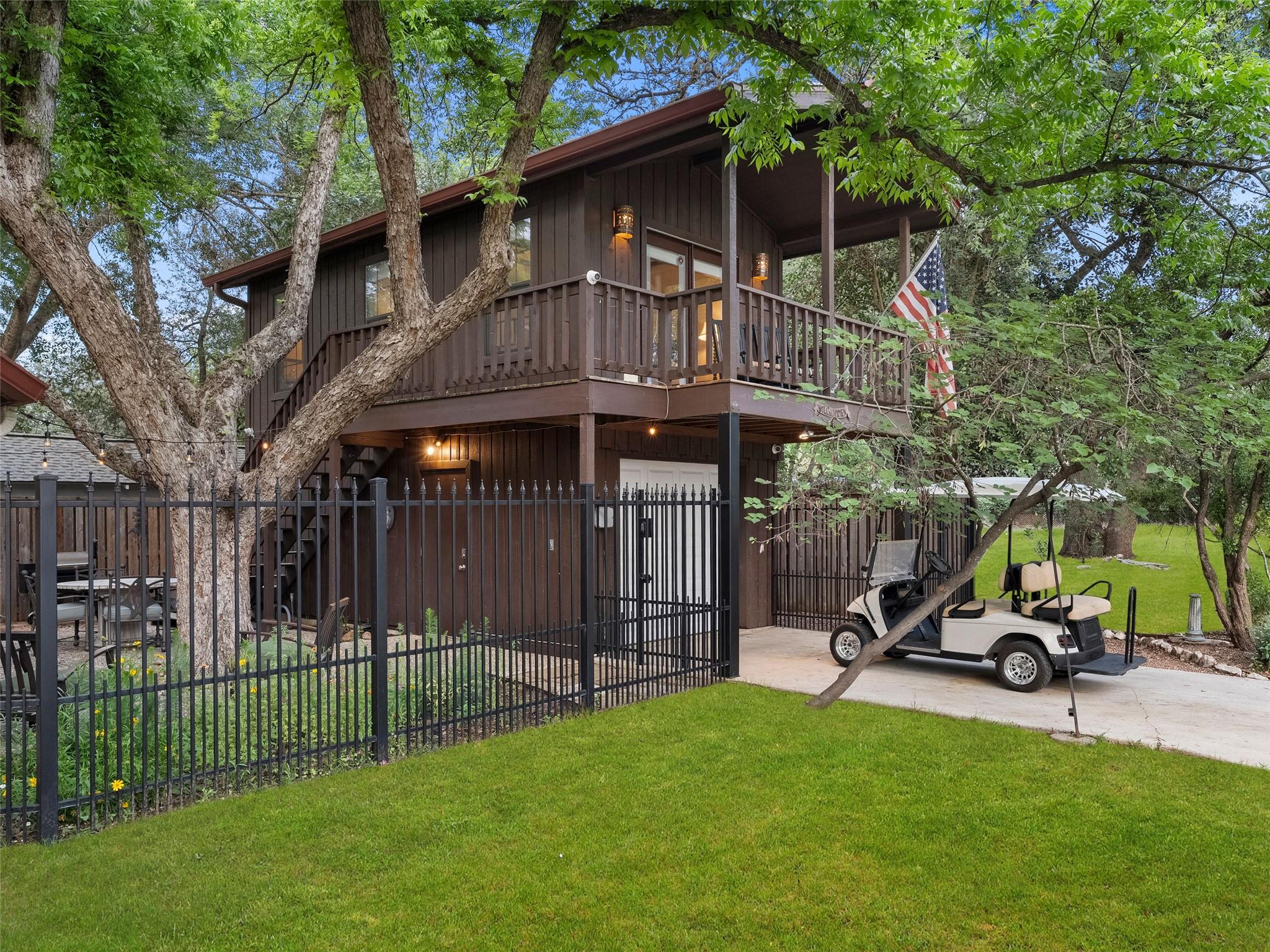 299 W Edgewater Ter, New Braunfels, TX 78130