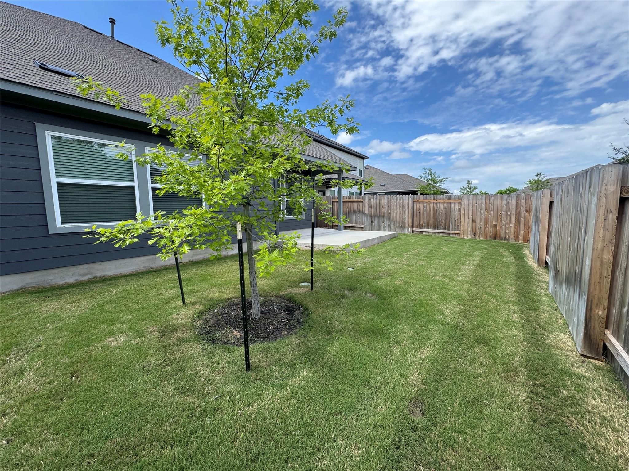 112 Corn Ln, Hutto, TX 78634