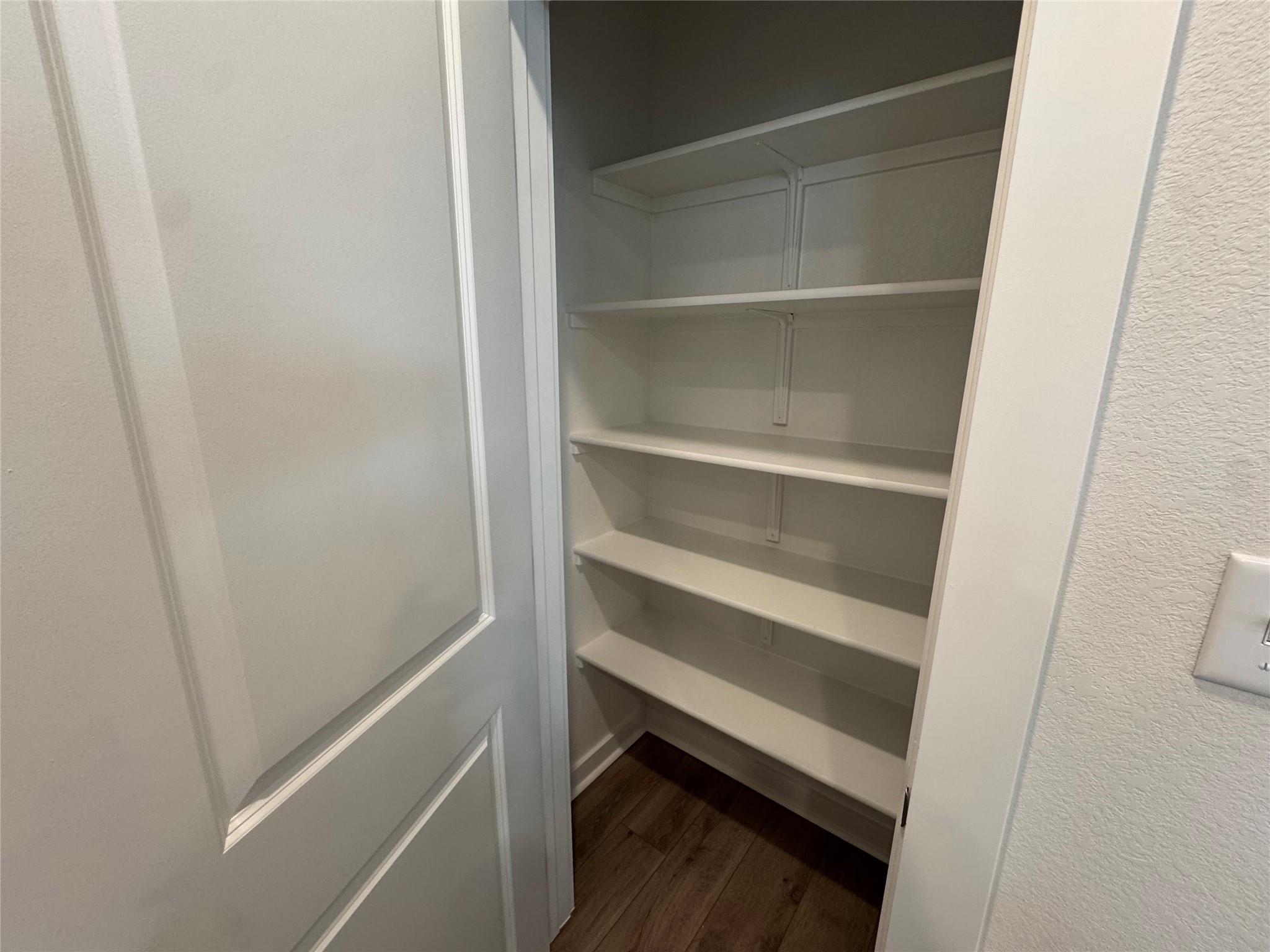 112 Corn Ln, Hutto, TX 78634