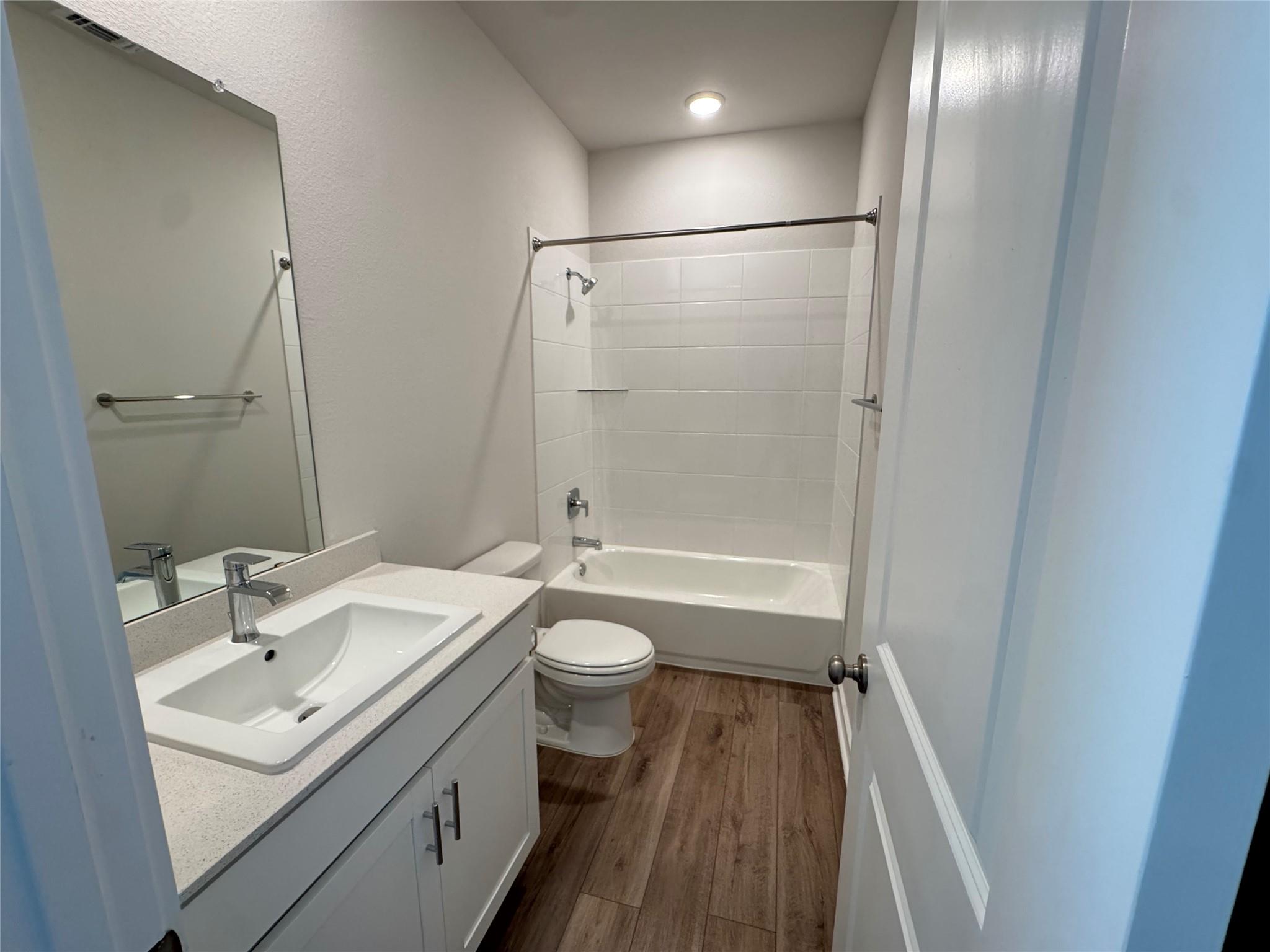 112 Corn Ln, Hutto, TX 78634