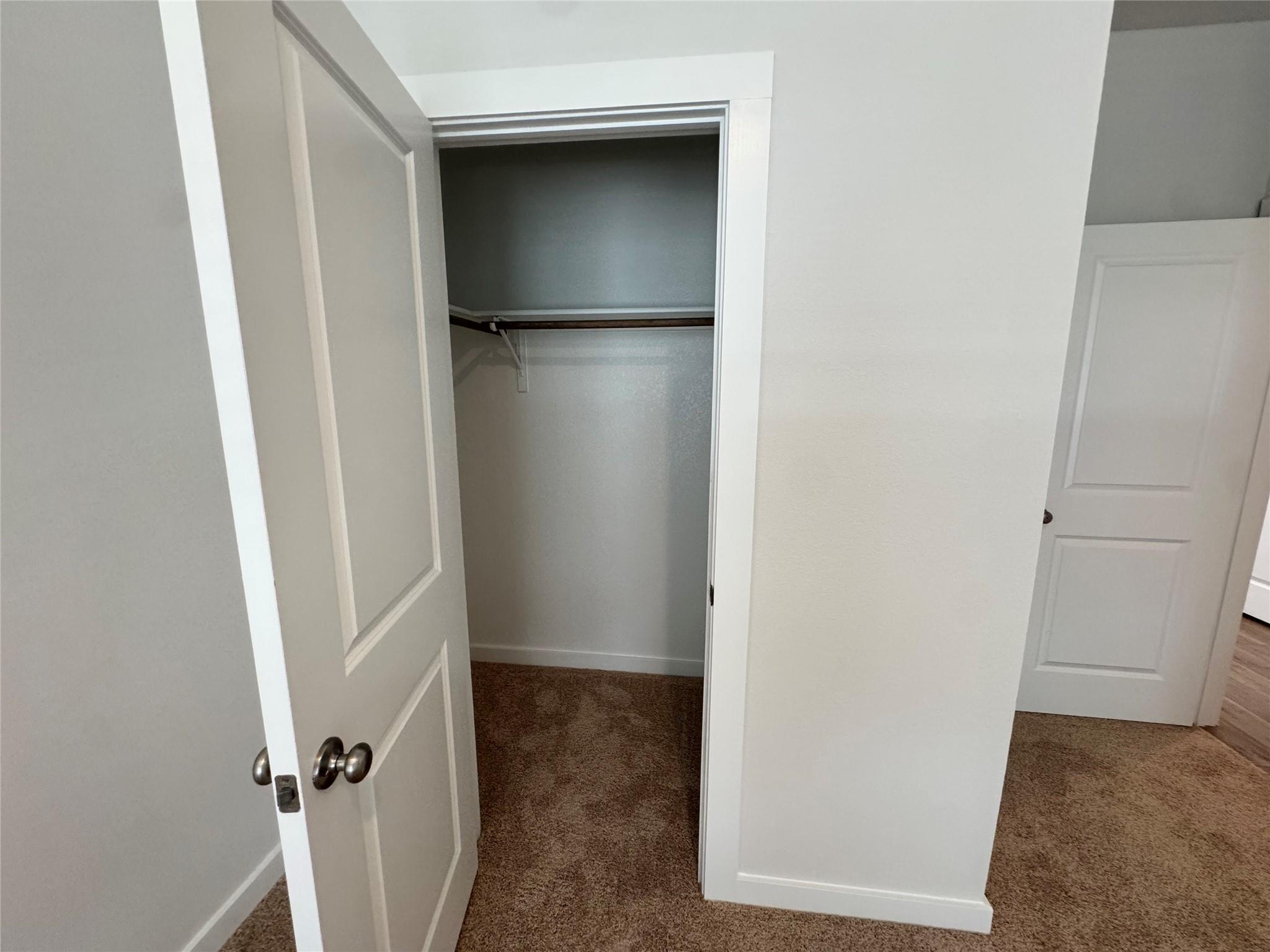 112 Corn Ln, Hutto, TX 78634