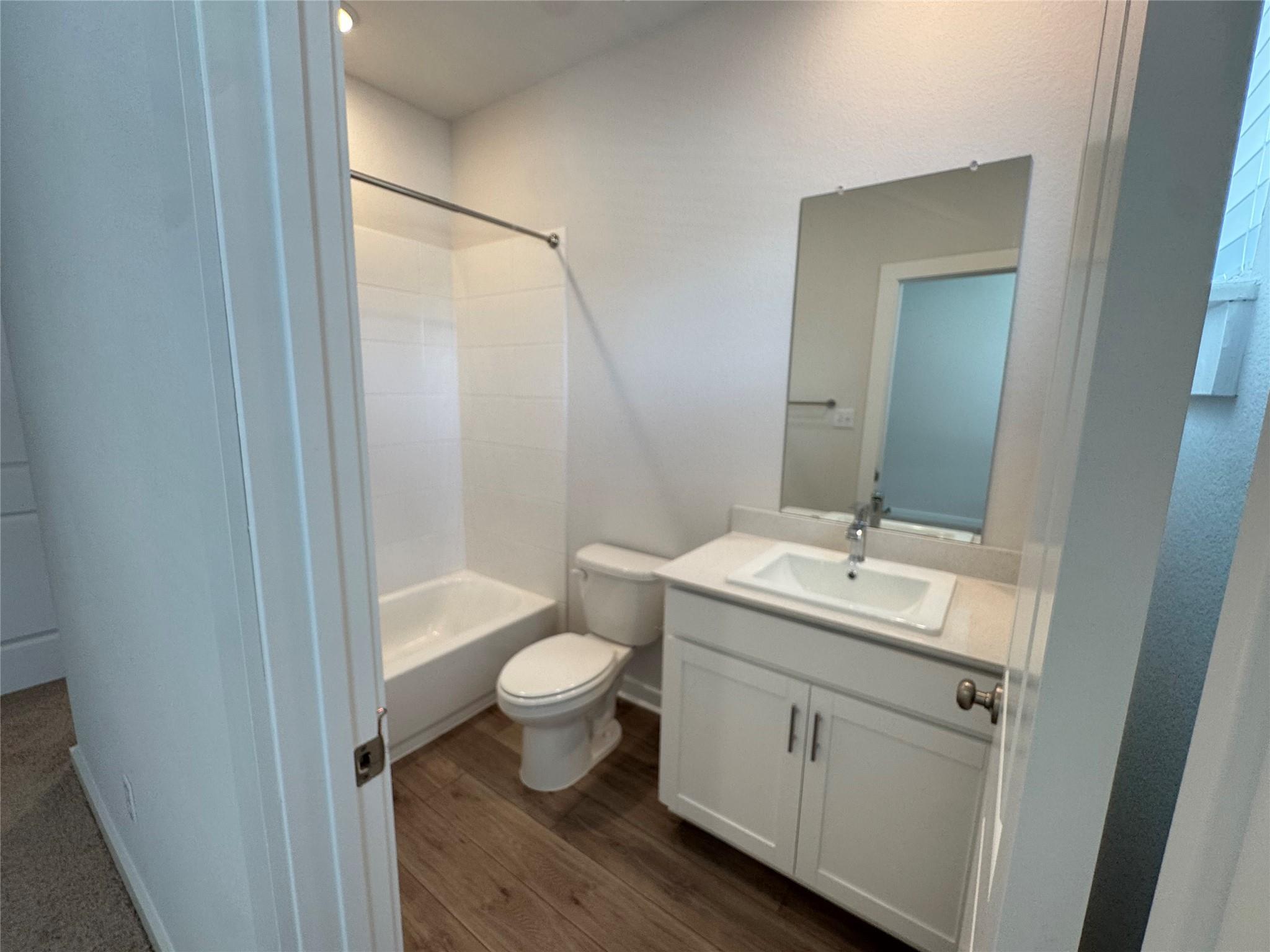 112 Corn Ln, Hutto, TX 78634