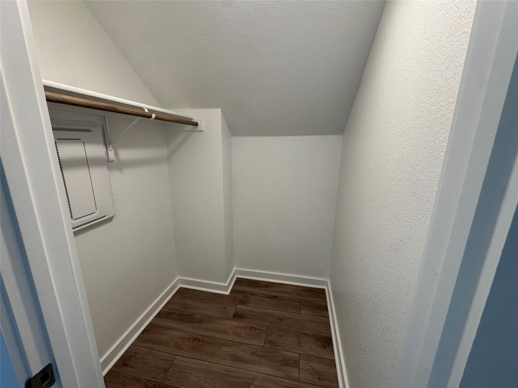 112 Corn Ln, Hutto, TX 78634