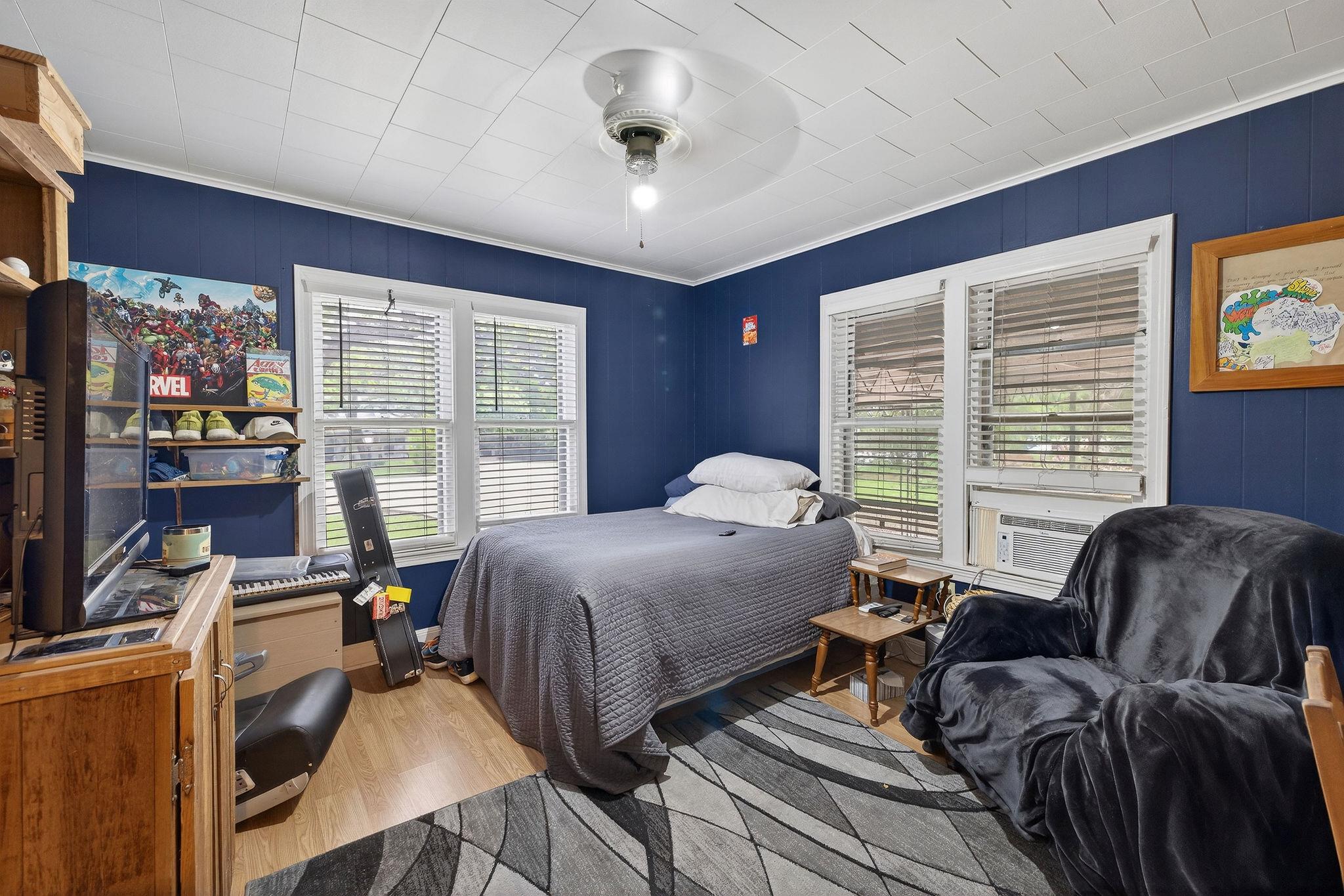 621 S Main St, Lockhart, TX 78644