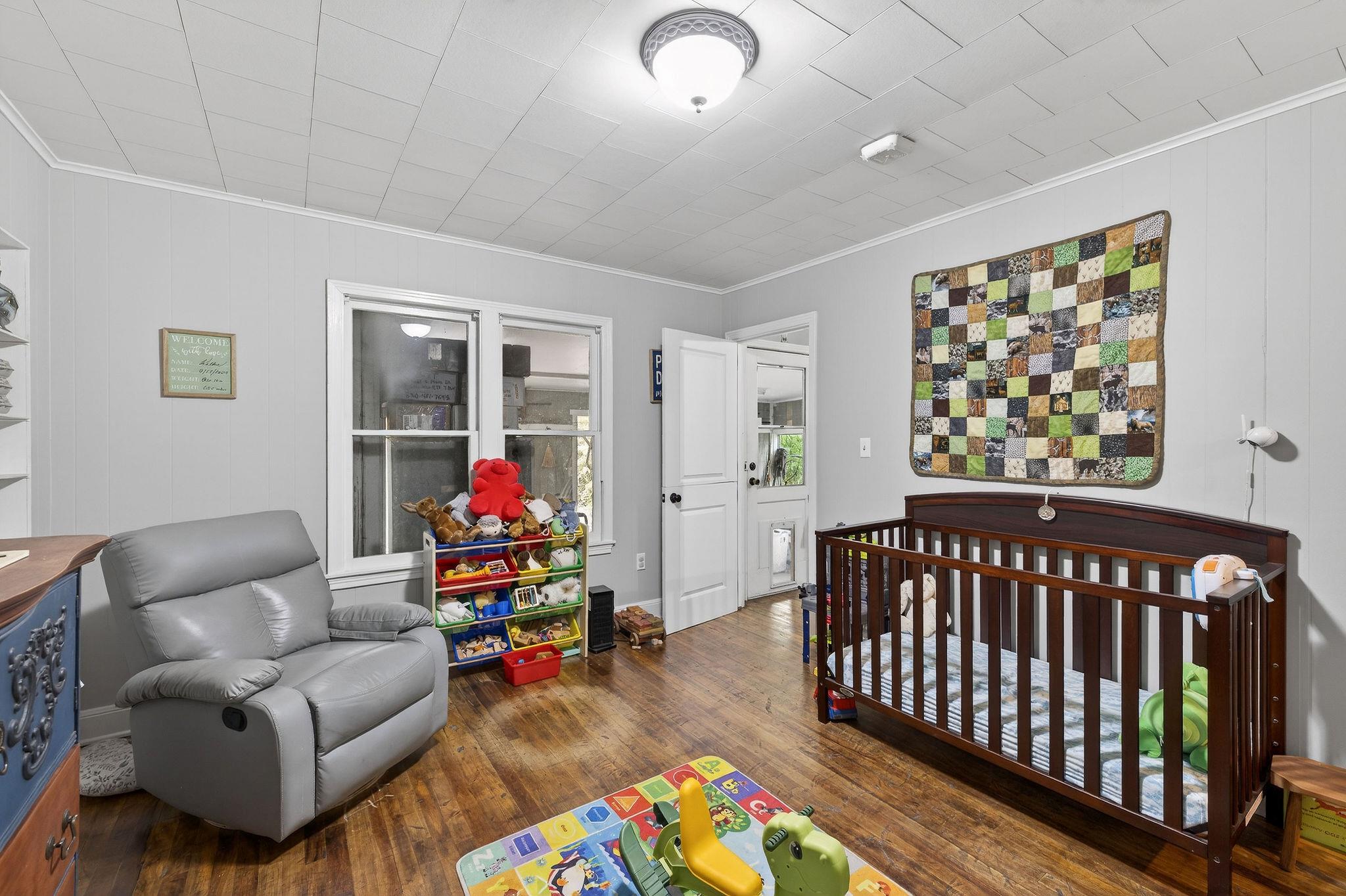 621 S Main St, Lockhart, TX 78644