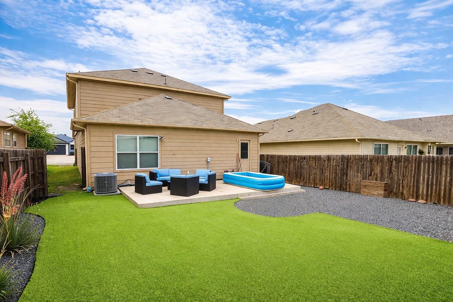 12107 Riprap Dr, Manor, TX 78653