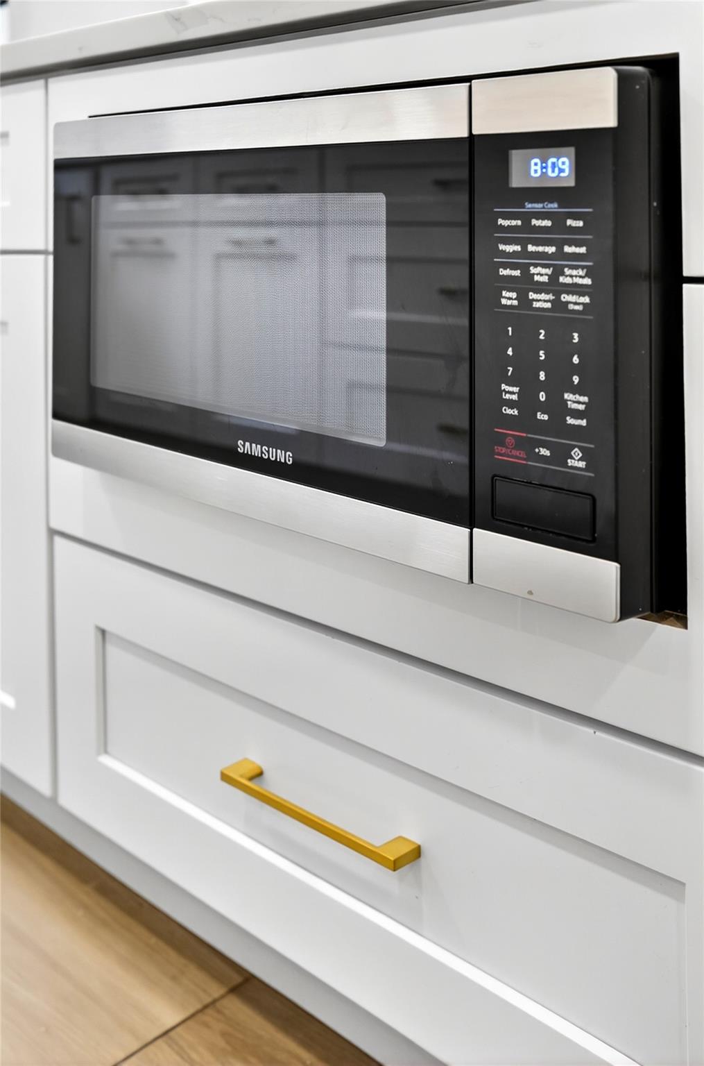 6703 Danwood Dr, Austin, TX 78759