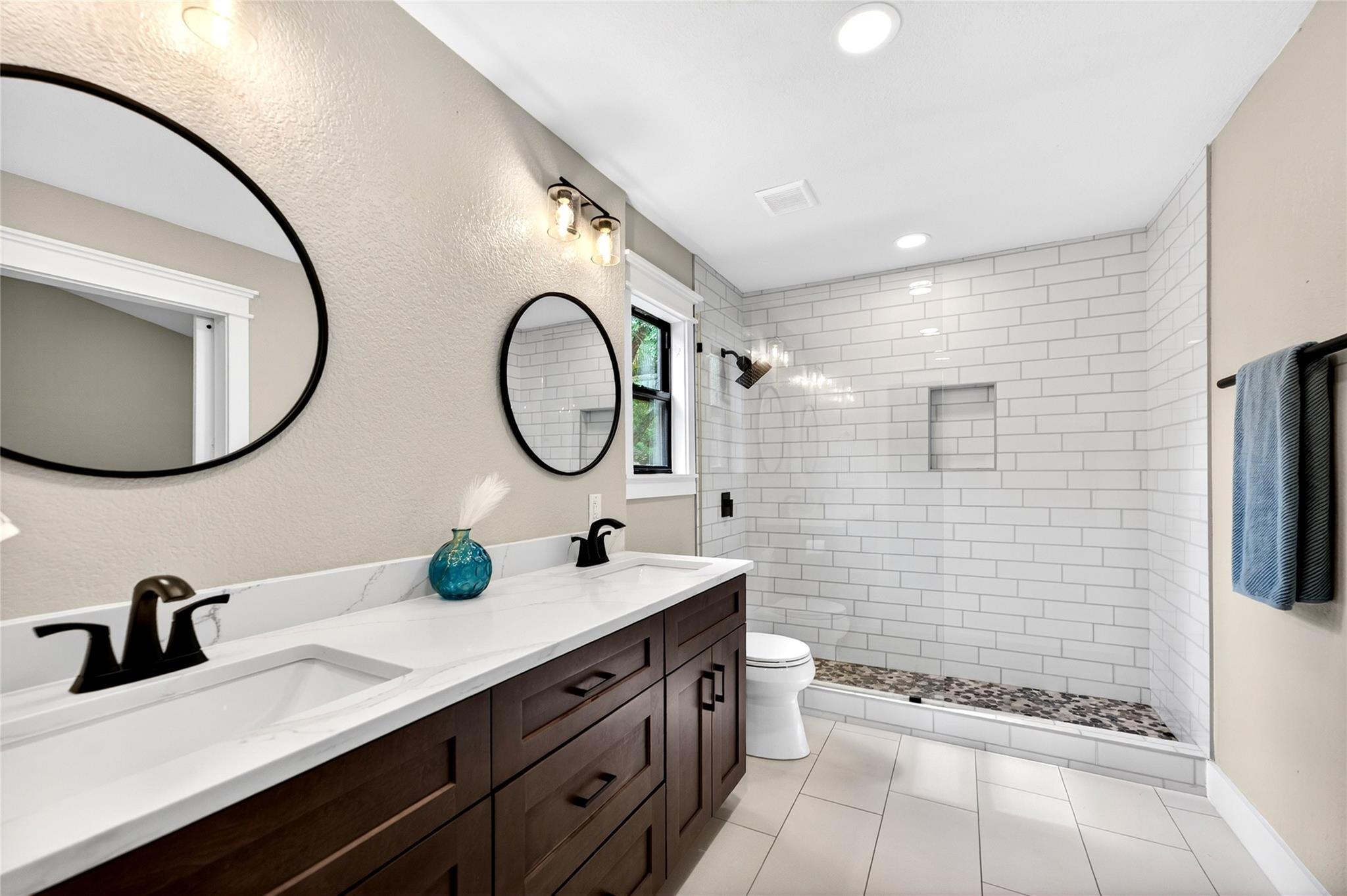 6703 Danwood Dr, Austin, TX 78759