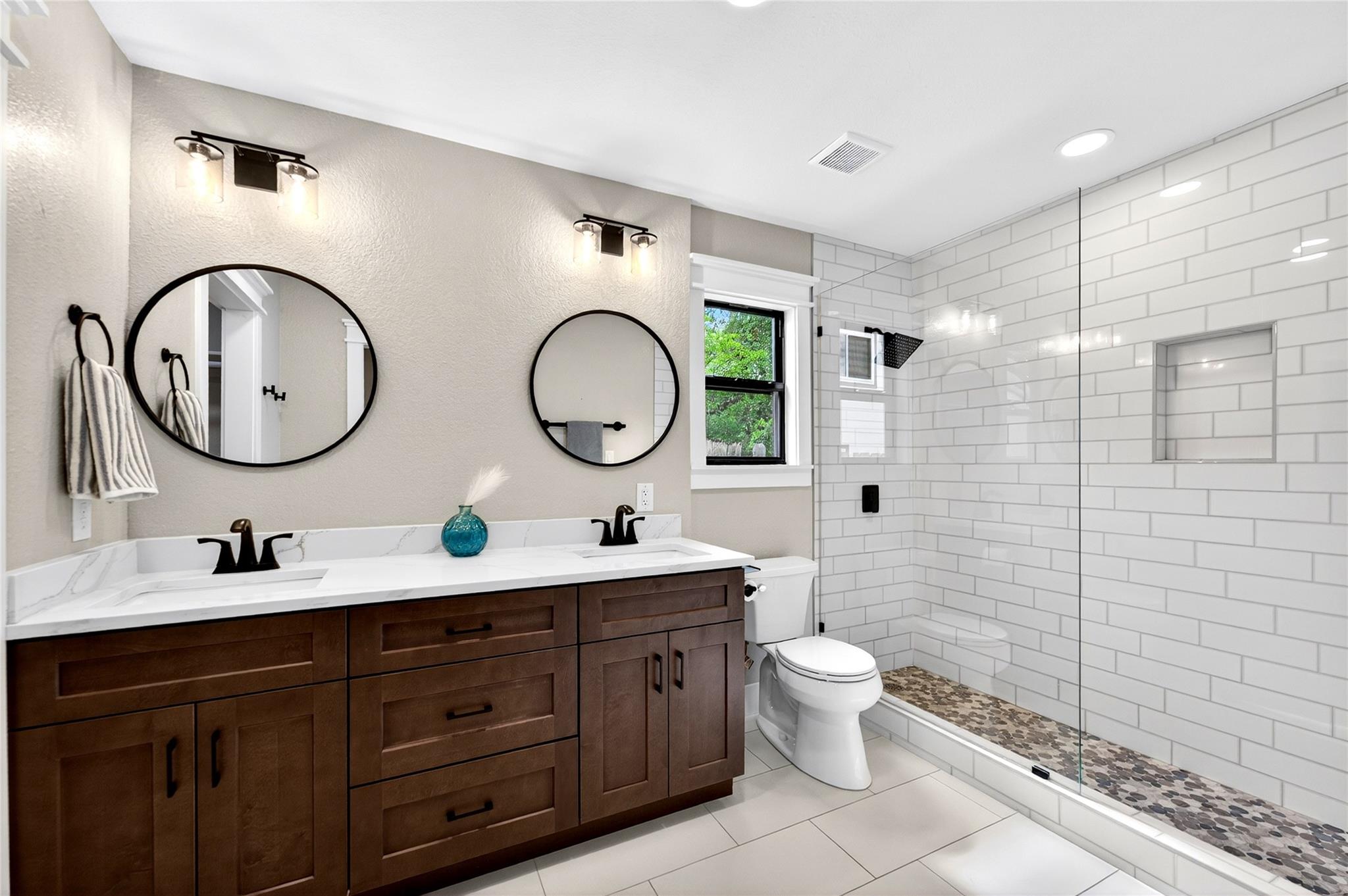 6703 Danwood Dr, Austin, TX 78759