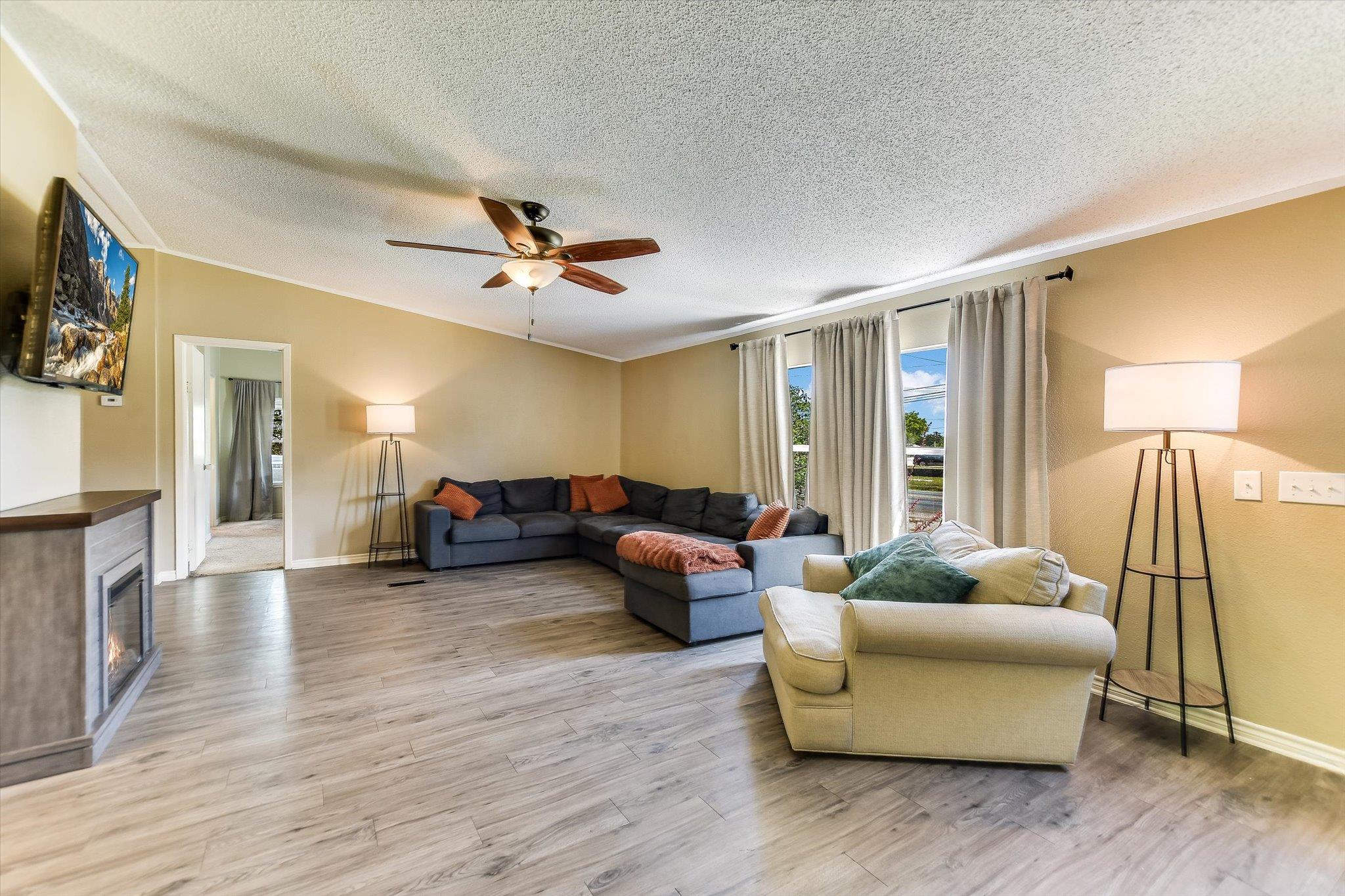 620 E Fm 243, Bertram, TX 78605