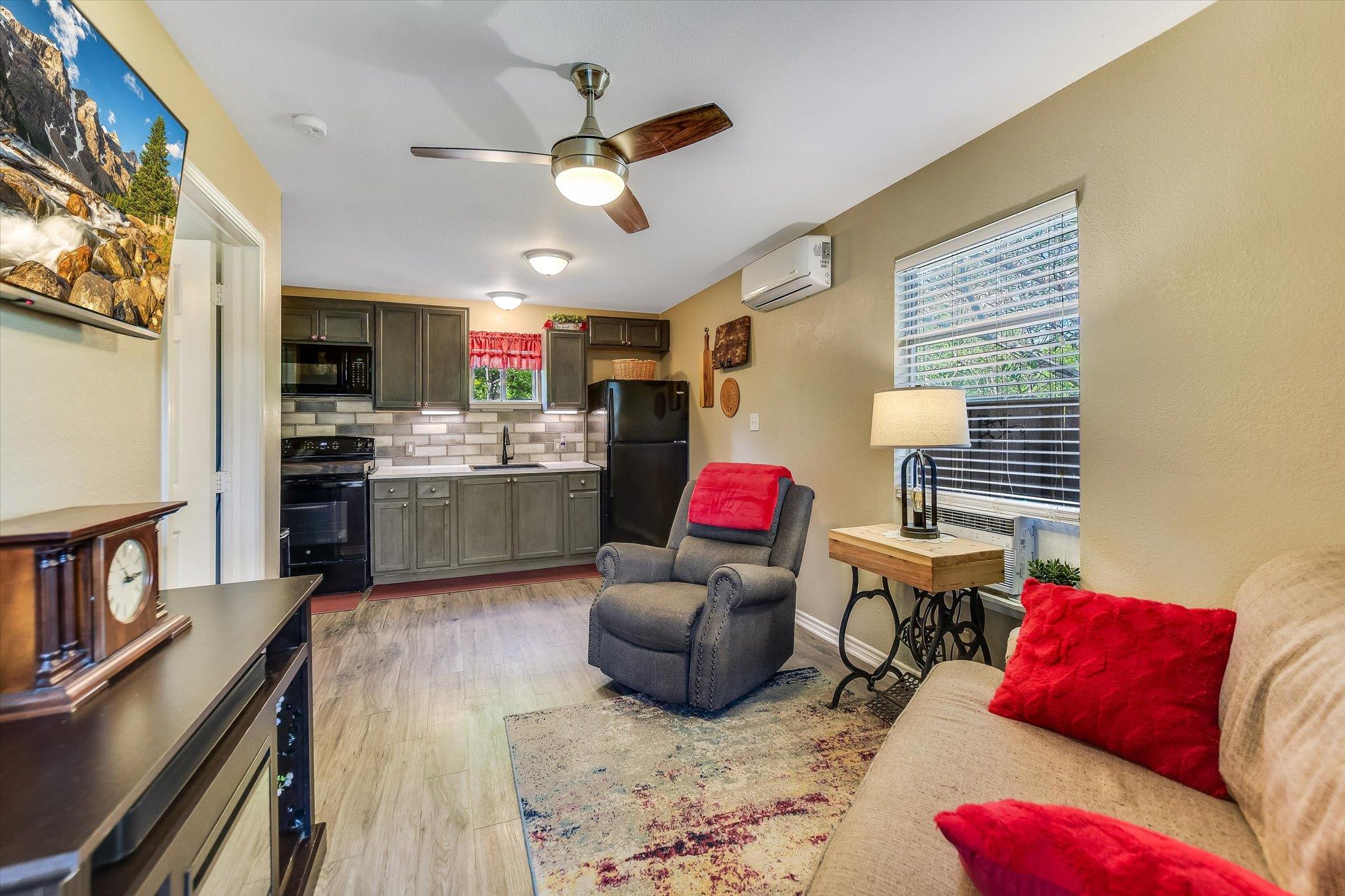 620 E Fm 243, Bertram, TX 78605