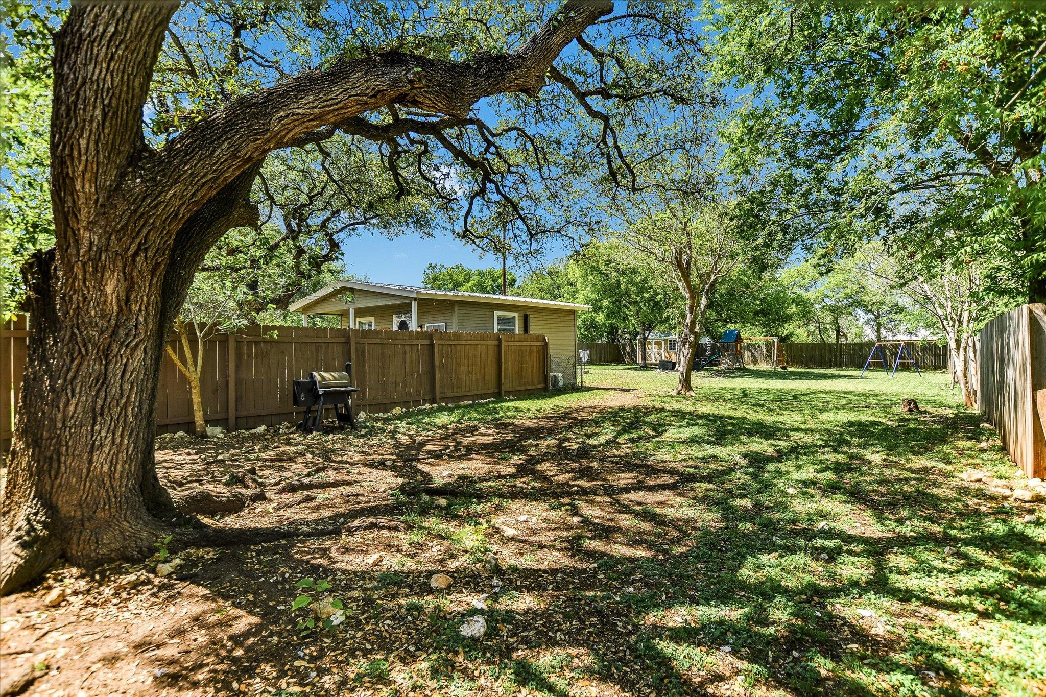 620 E Fm 243, Bertram, TX 78605