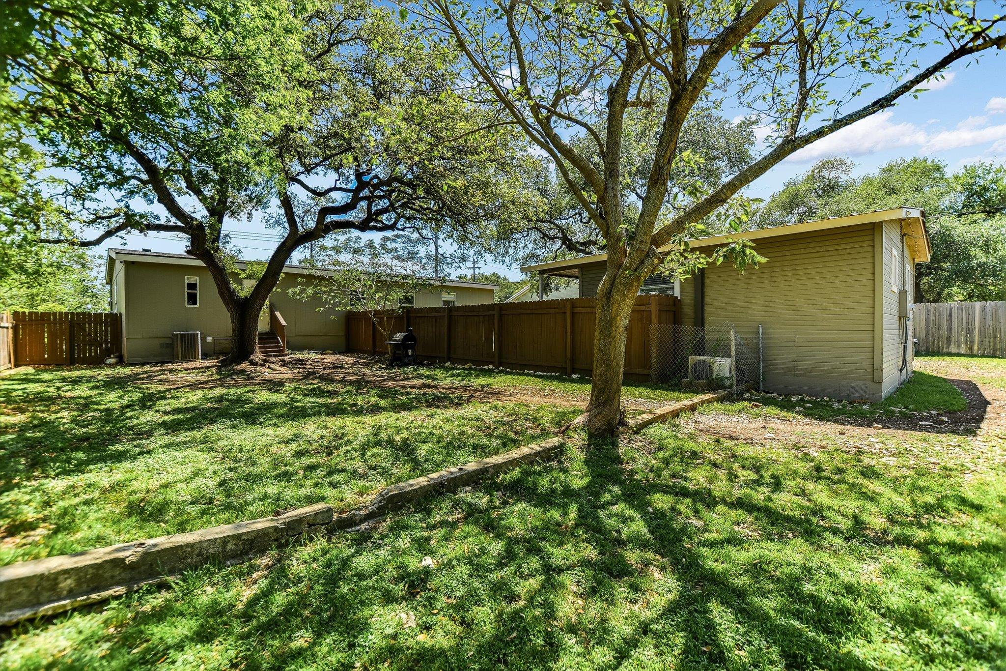 620 E Fm 243, Bertram, TX 78605