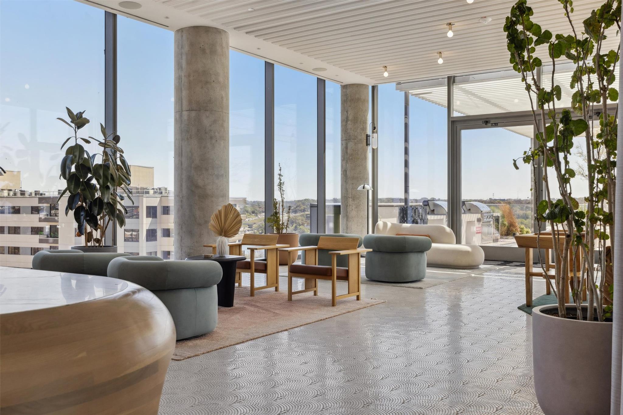 44 East Ave # 2607, Austin, TX 78701