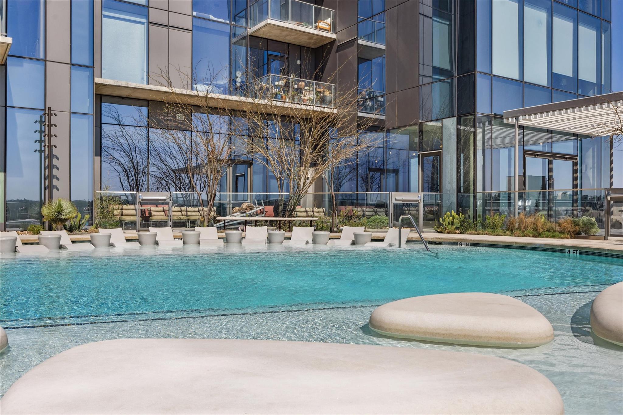 44 East Ave # 2607, Austin, TX 78701