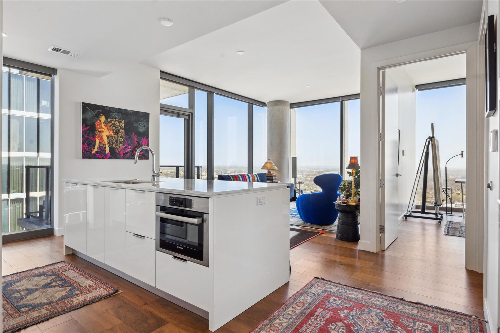 44 East Ave # 2607, Austin, TX 78701