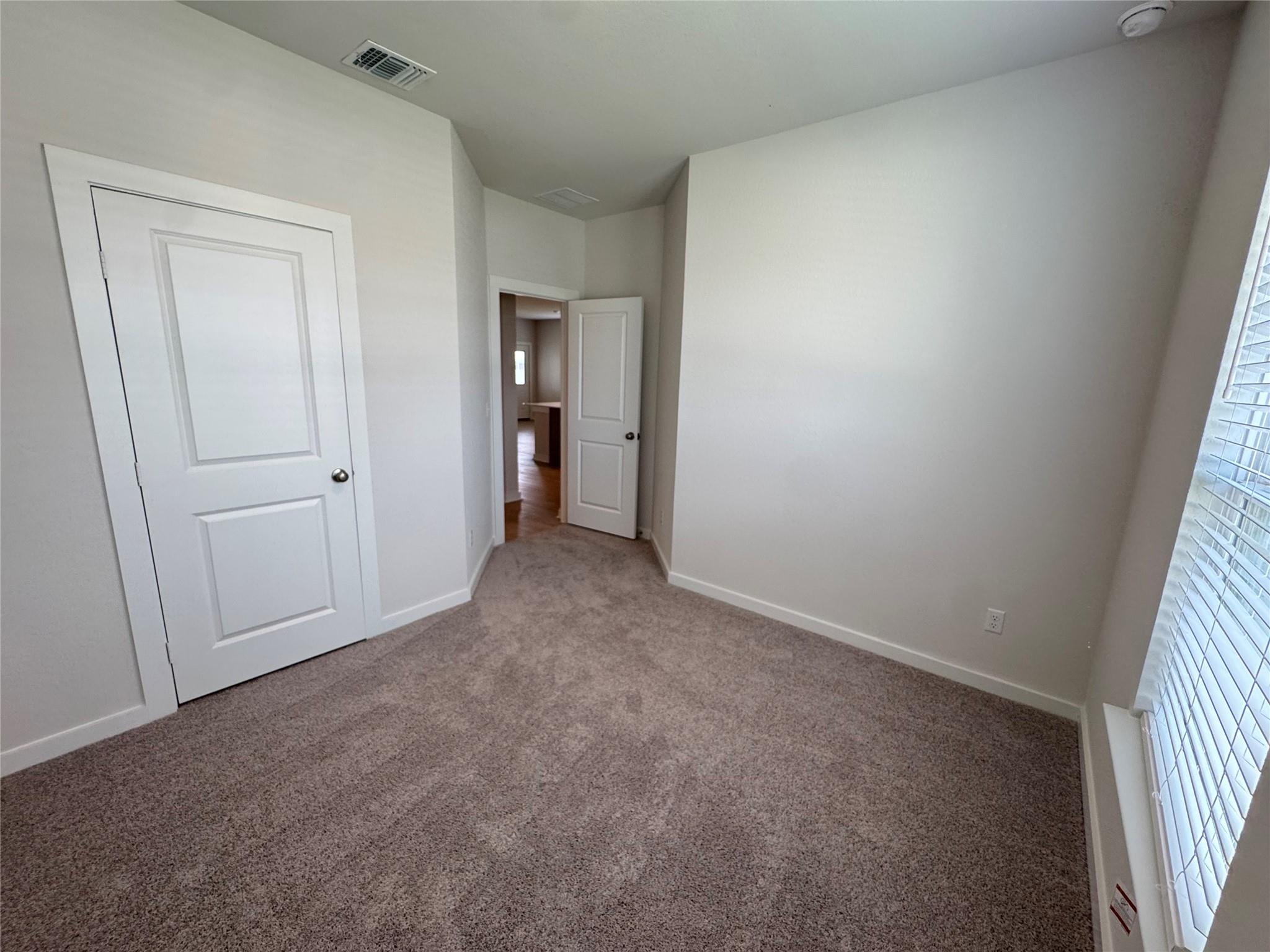 116 Corn Ln, Hutto, TX 78634