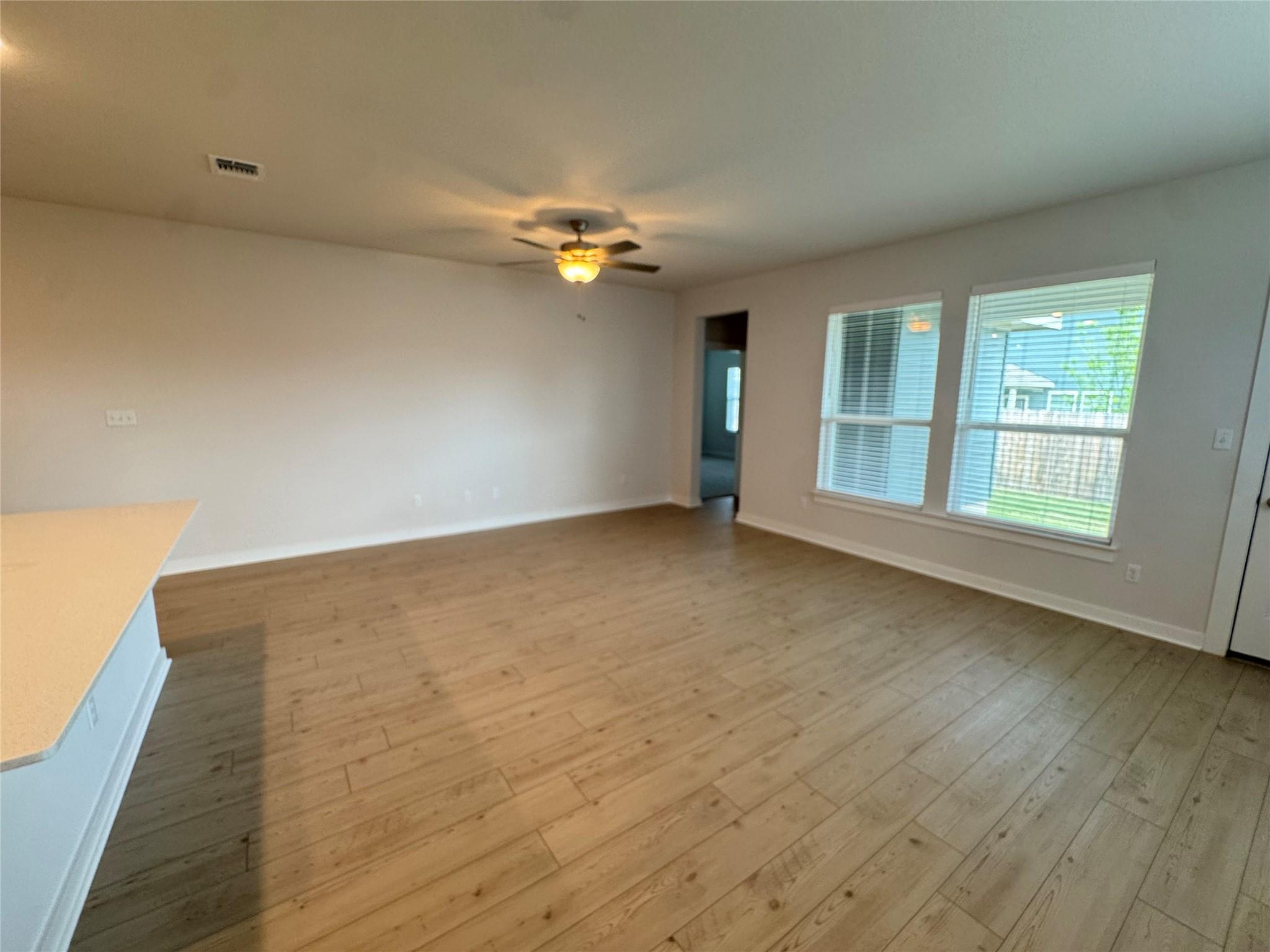 116 Corn Ln, Hutto, TX 78634