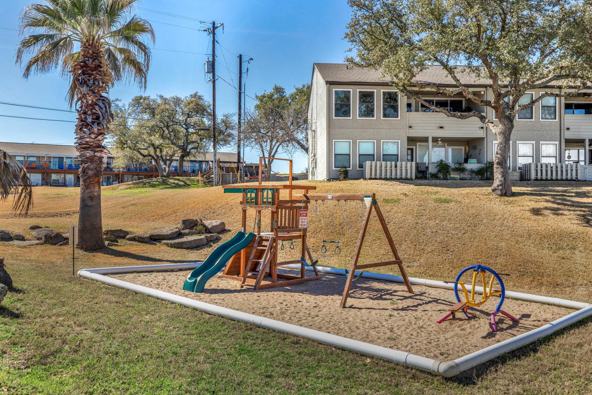 604 Highcrest Dr # 322, Granite Shoals, TX 78654