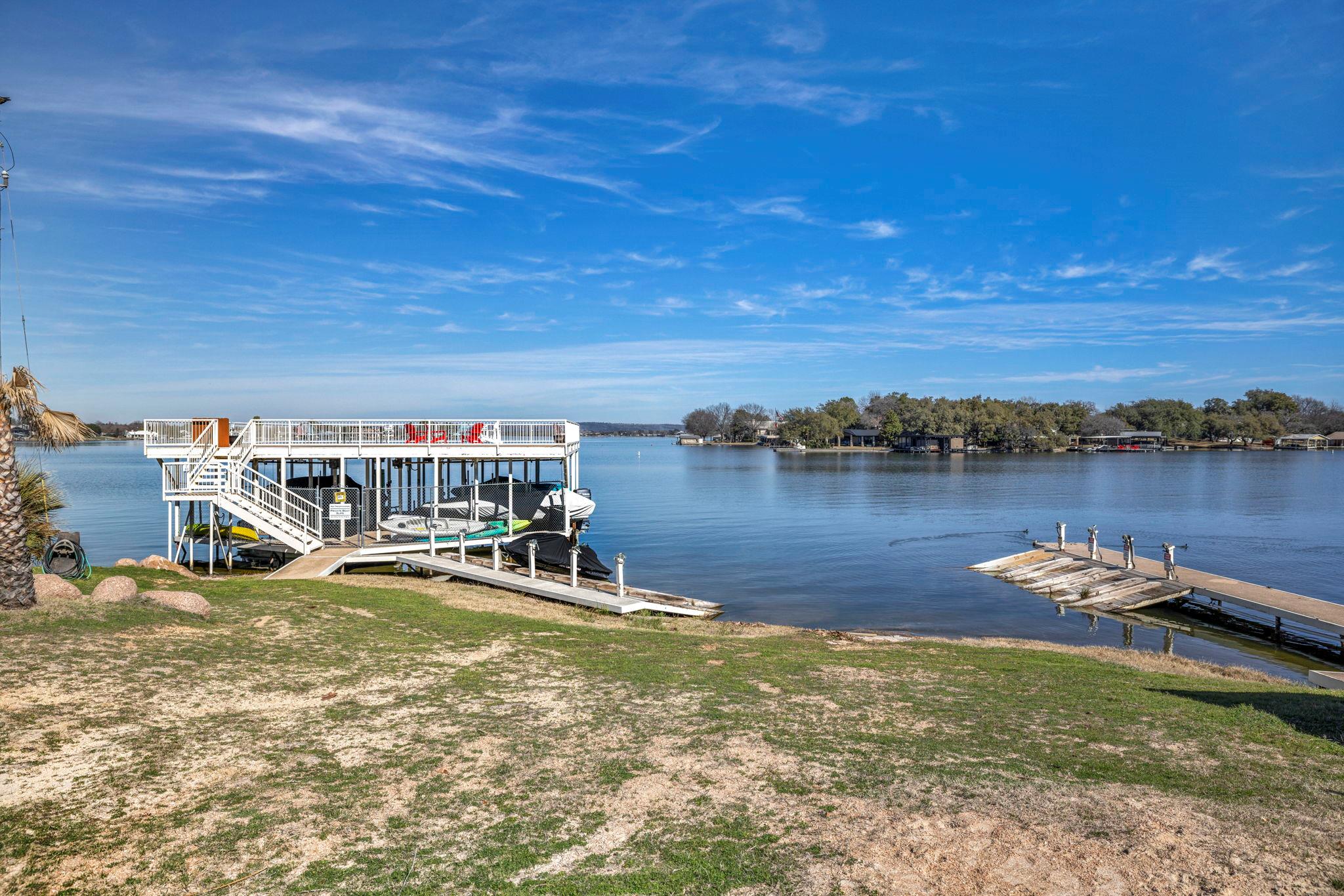 604 Highcrest Dr # 322, Granite Shoals, TX 78654