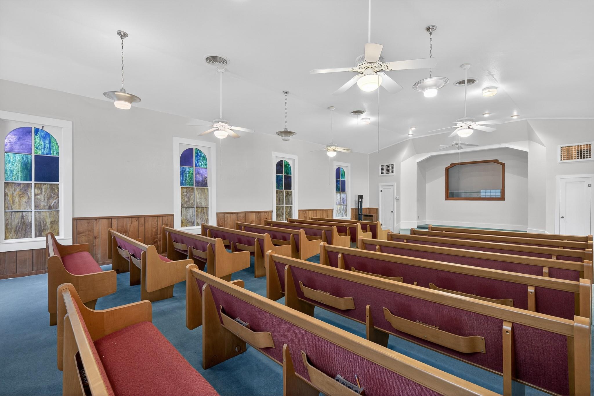 410 N West, Bertram, TX 78605