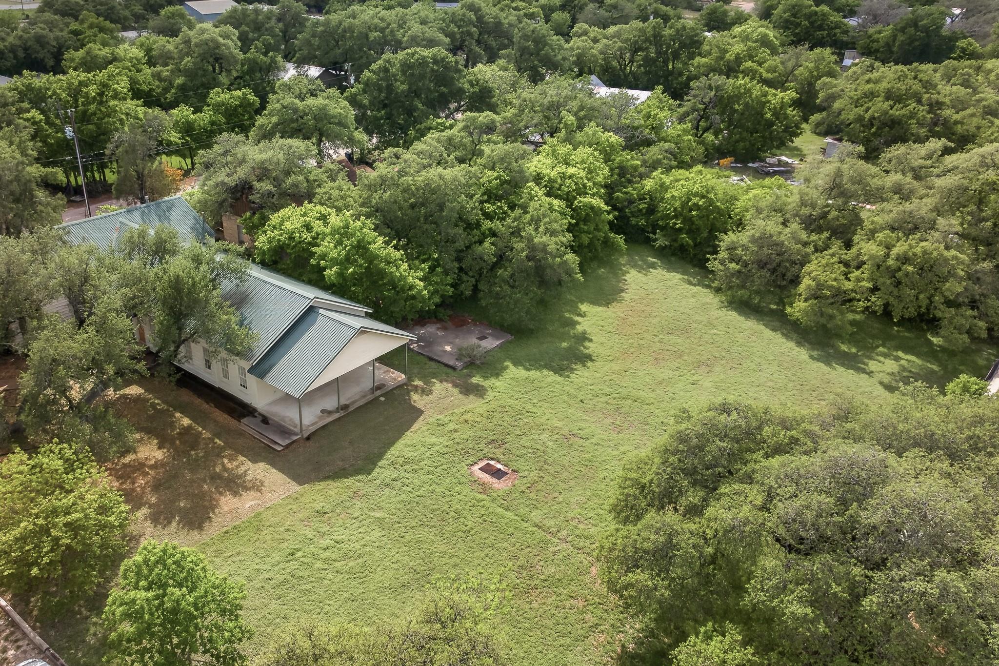 410 N West, Bertram, TX 78605