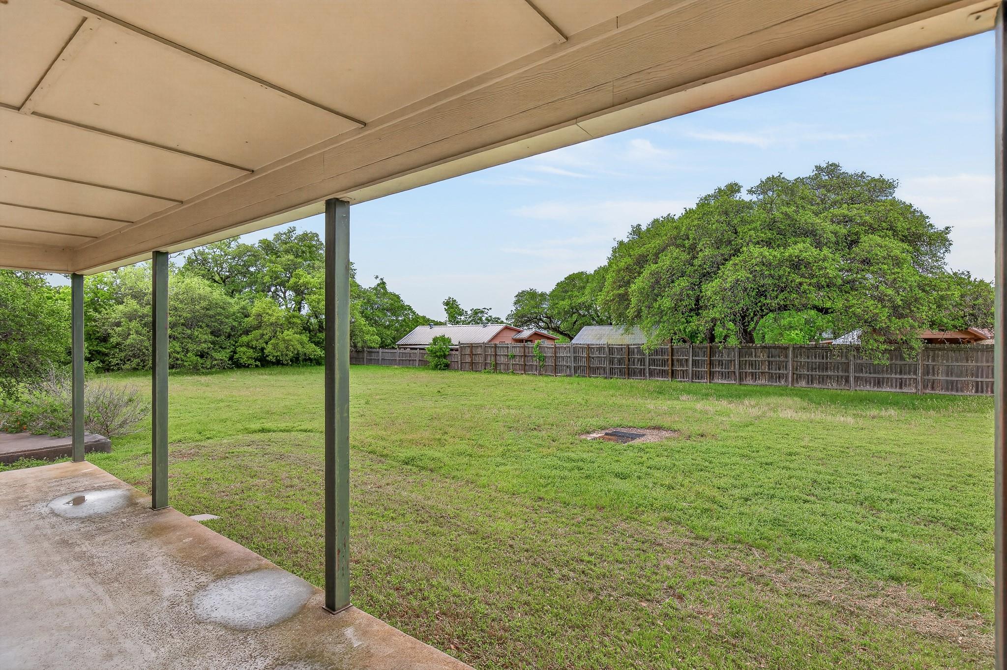 410 N West, Bertram, TX 78605