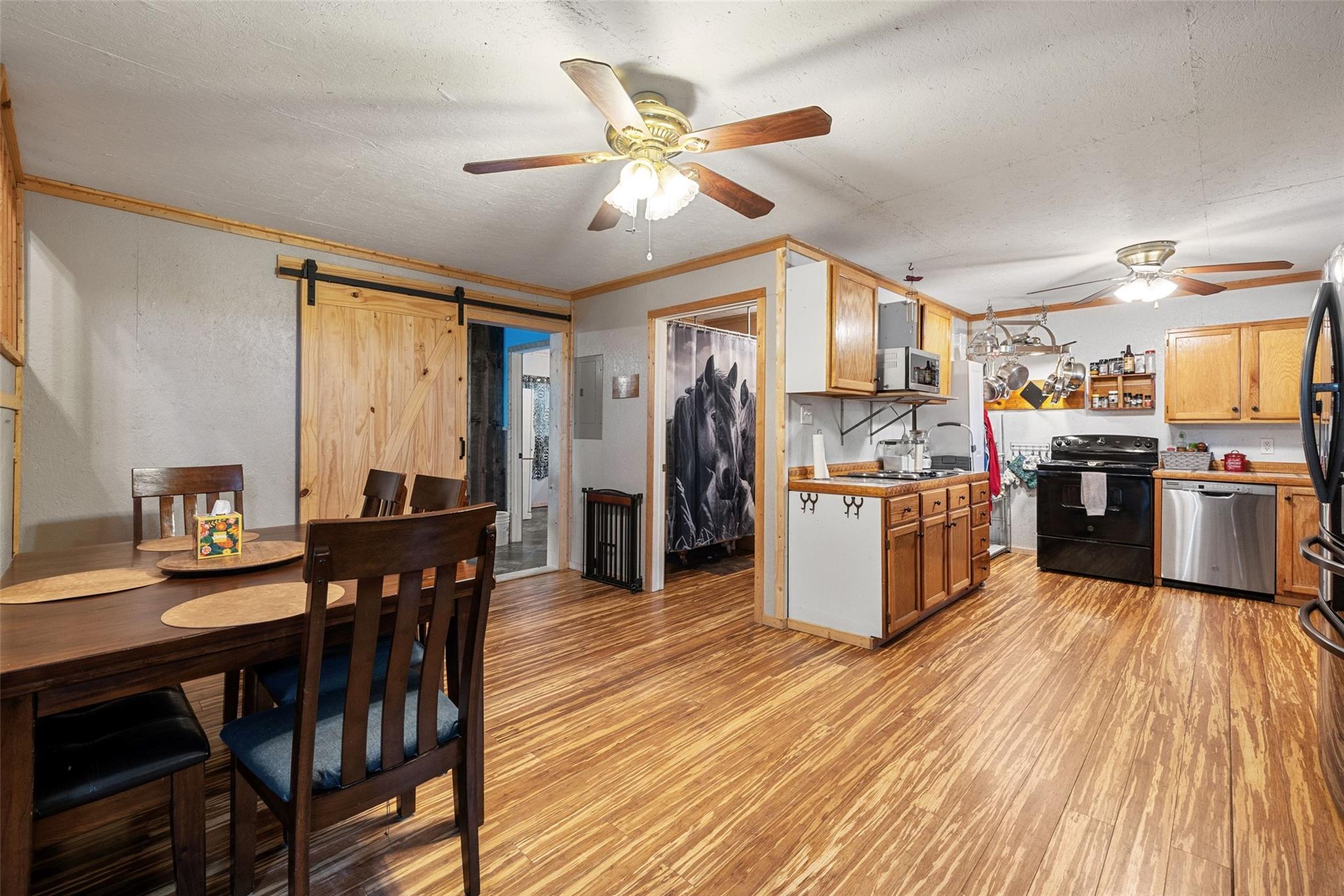 3210 County Road 226, Giddings, TX 78942