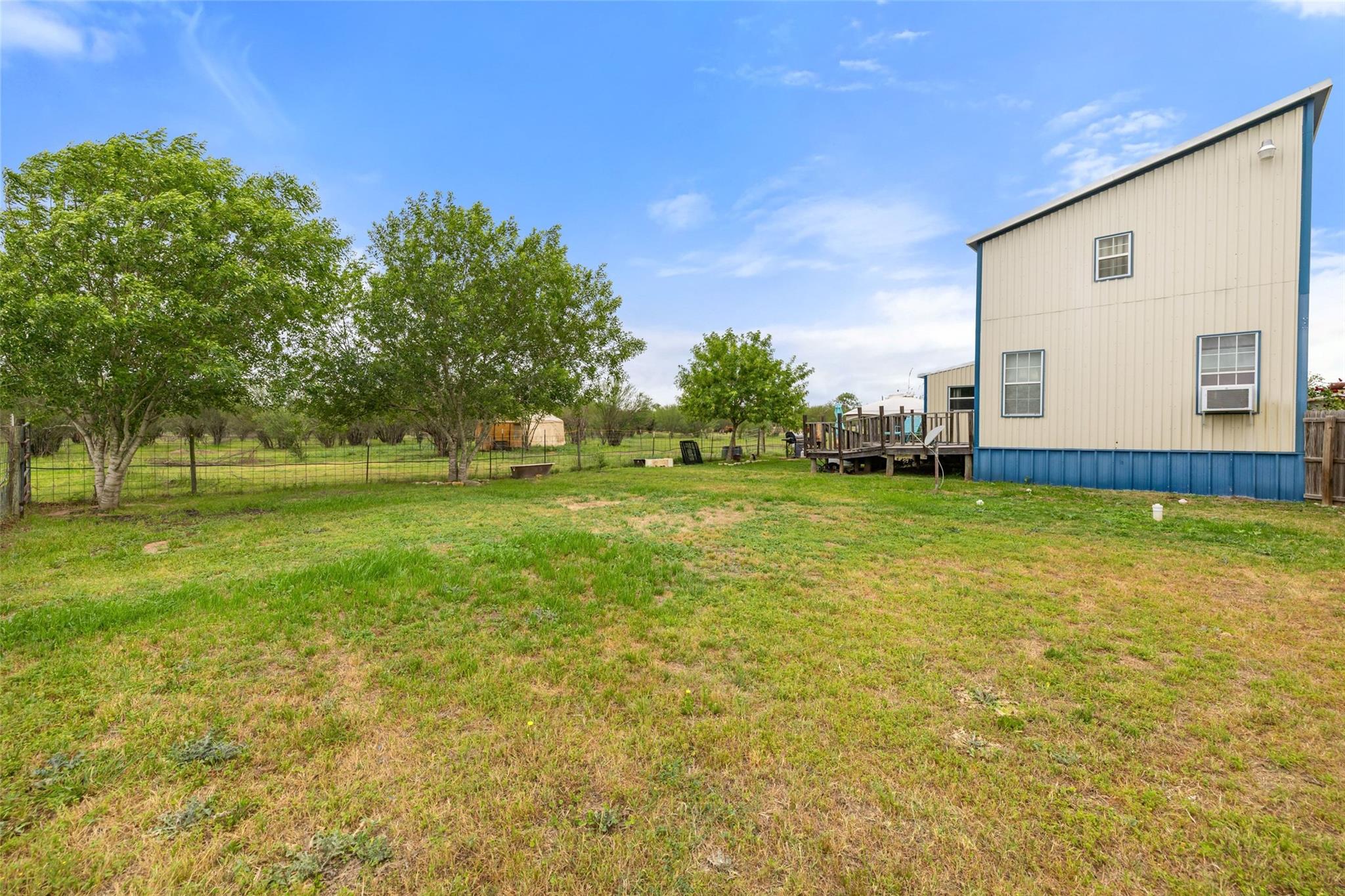 3210 County Road 226, Giddings, TX 78942