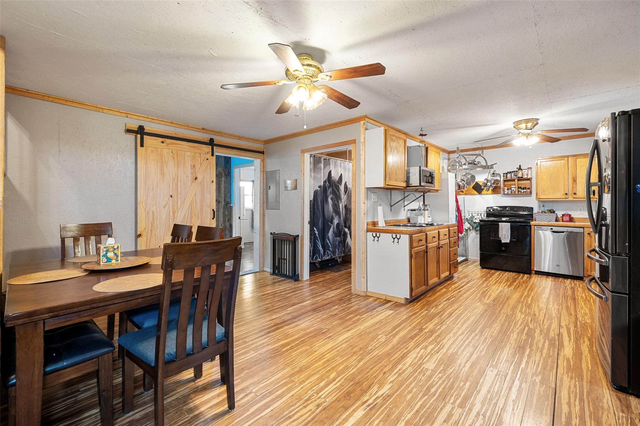 3210 County Road 226, Giddings, TX 78942