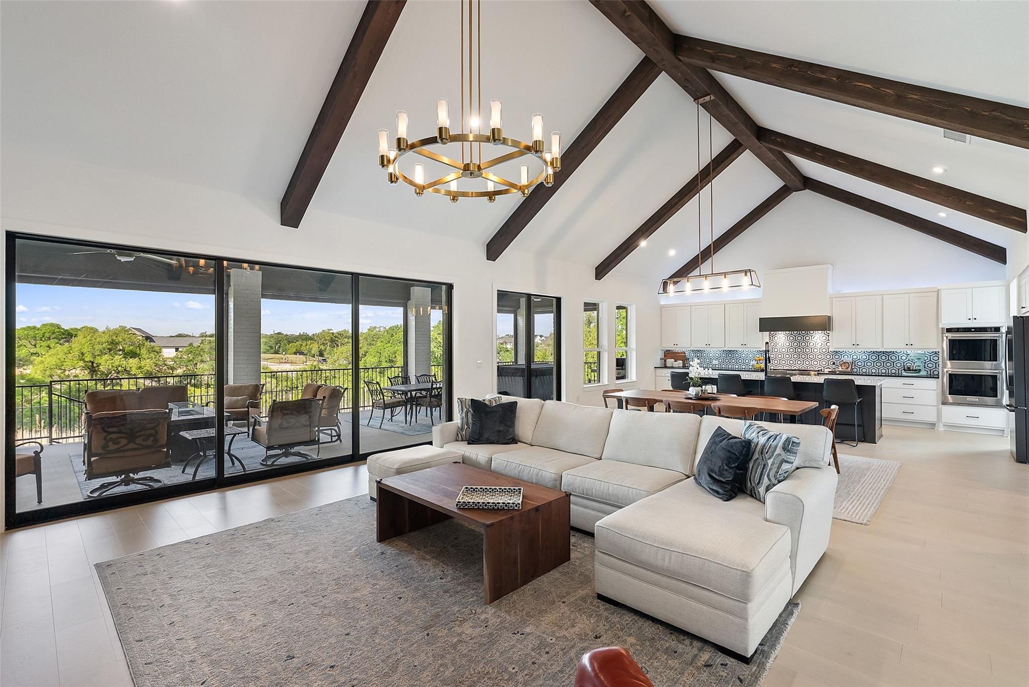 544 Castillo Bnd, Liberty Hill, TX 78642