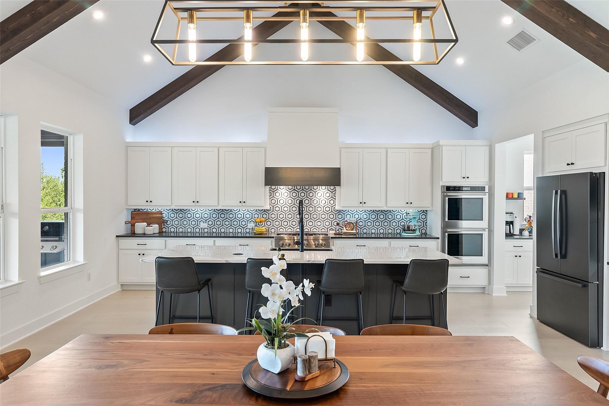 544 Castillo Bnd, Liberty Hill, TX 78642