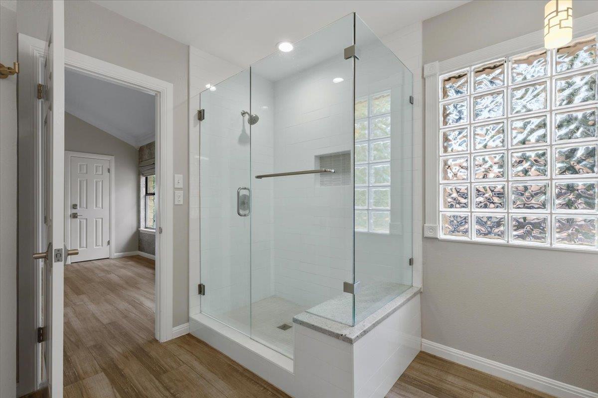 103 Ajuga Ct, Lakeway, TX 78734