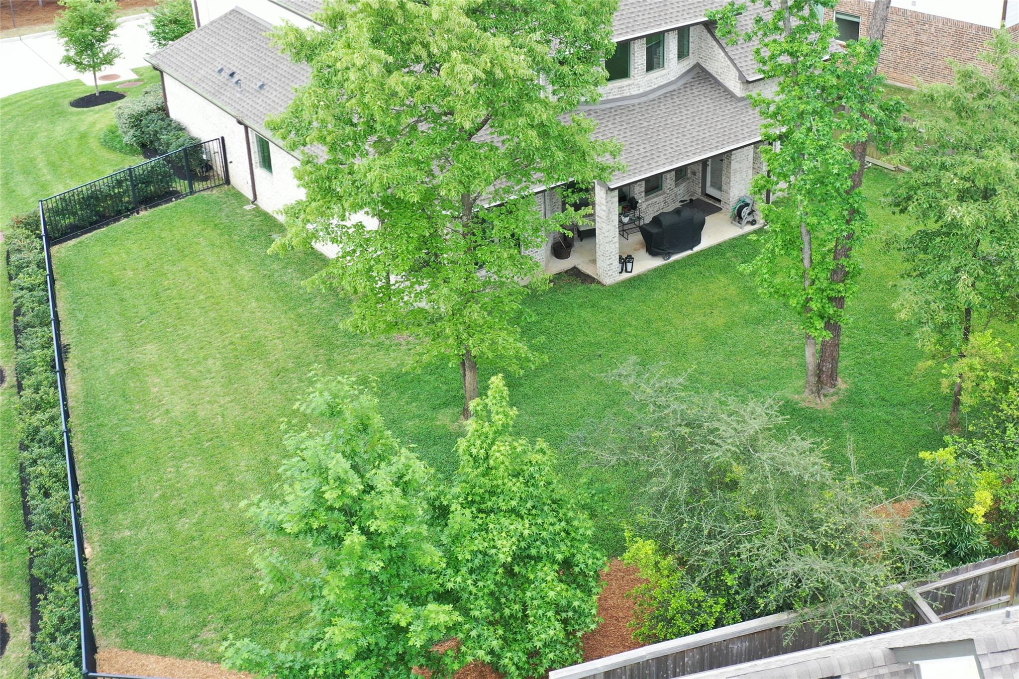 311 Southern Red Ct, Willis, TX 77318