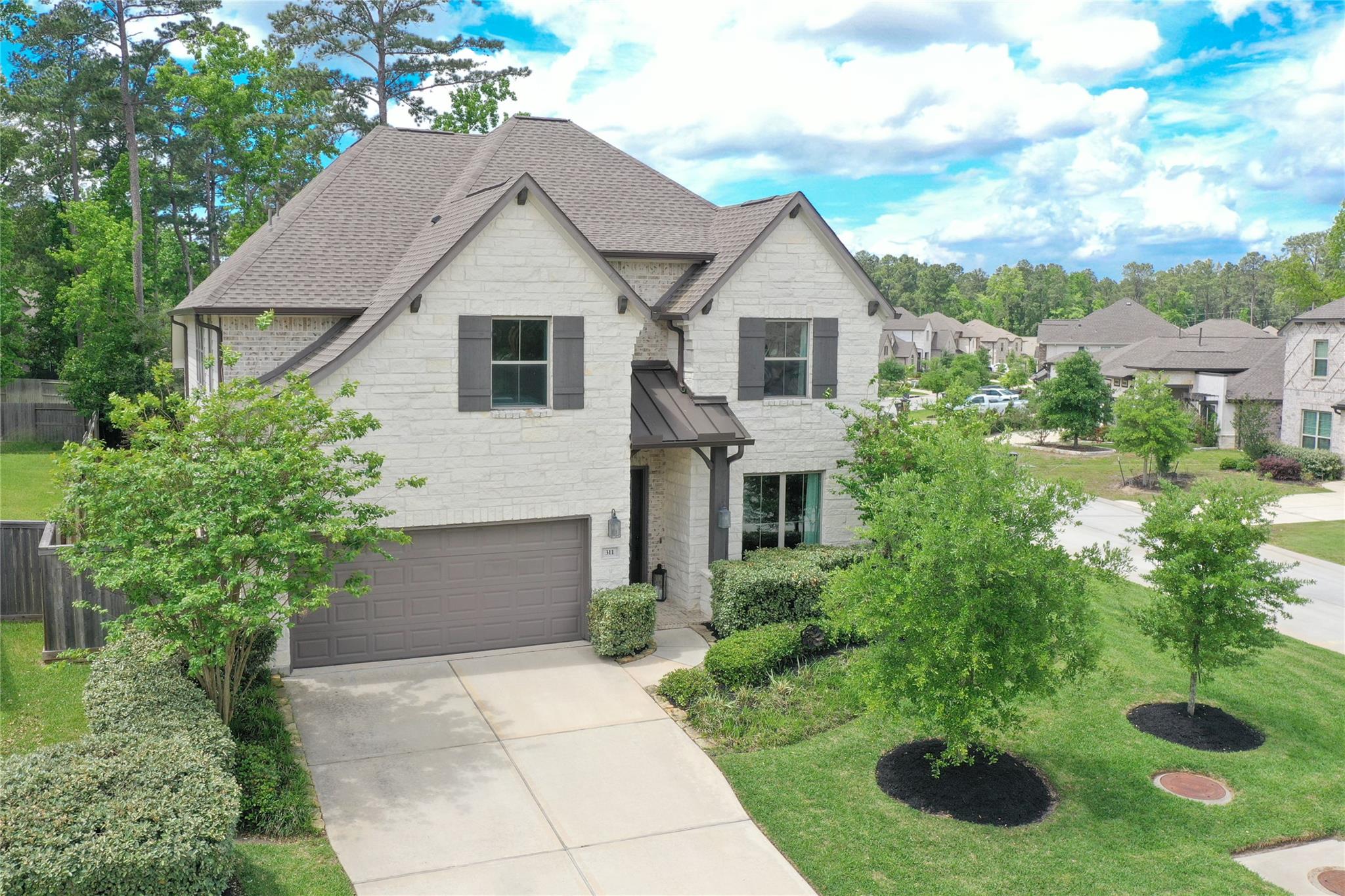 311 Southern Red Ct, Willis, TX 77318