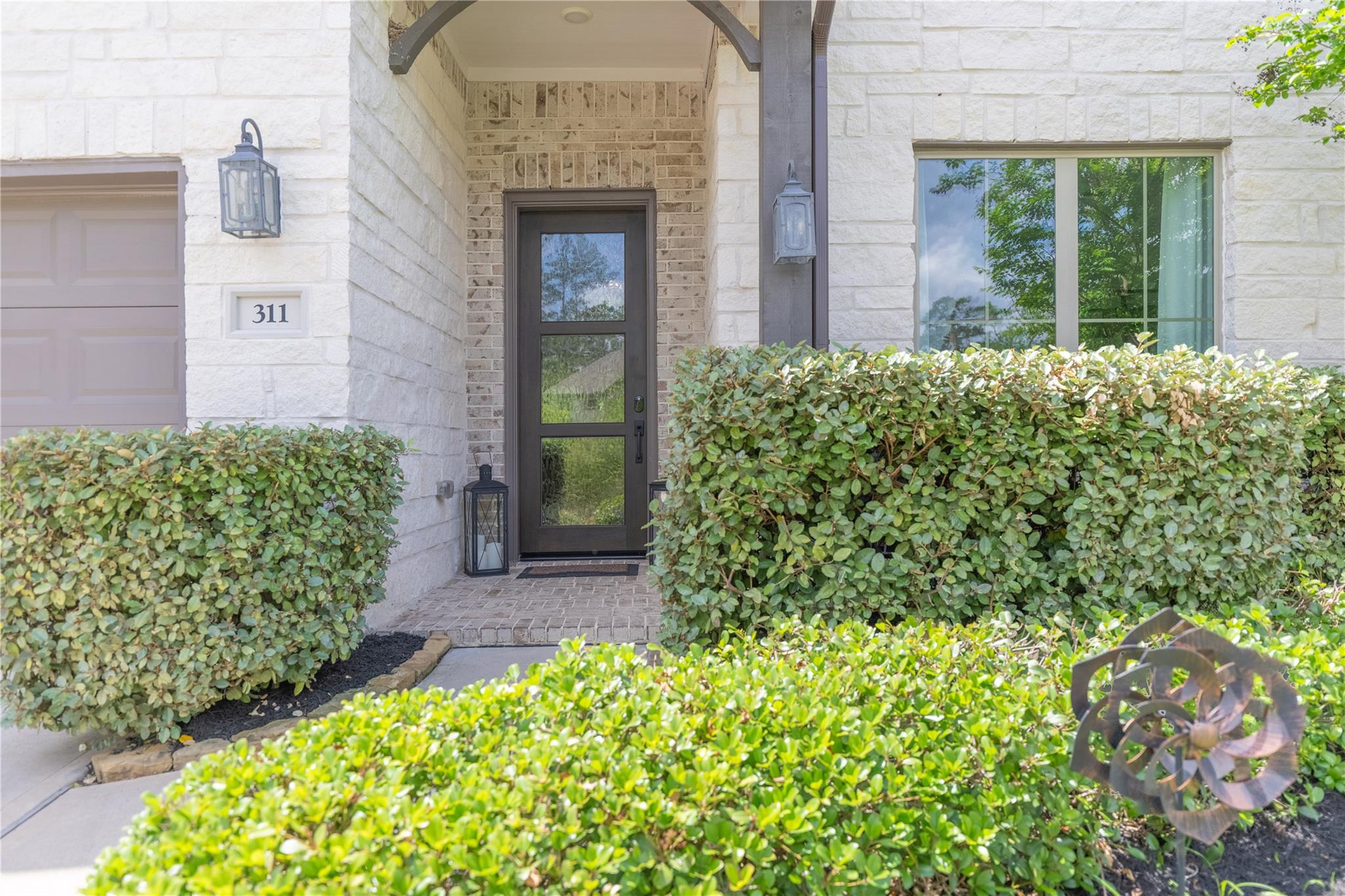 311 Southern Red Ct, Willis, TX 77318