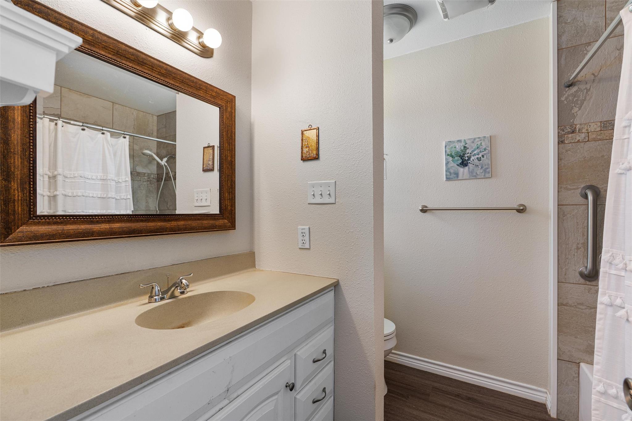 400 E LOGAN St, Round Rock, TX 78664