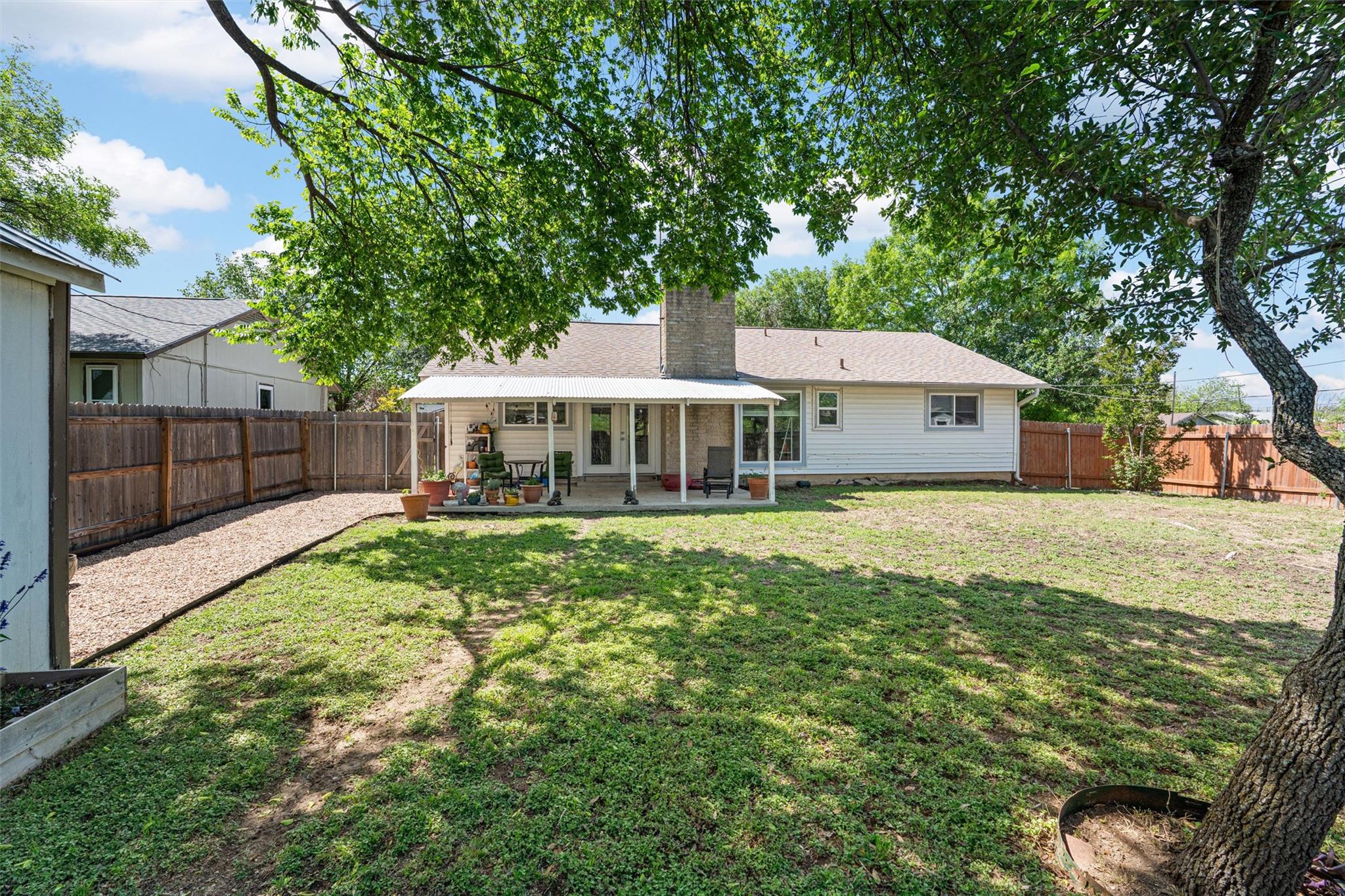 400 E LOGAN St, Round Rock, TX 78664