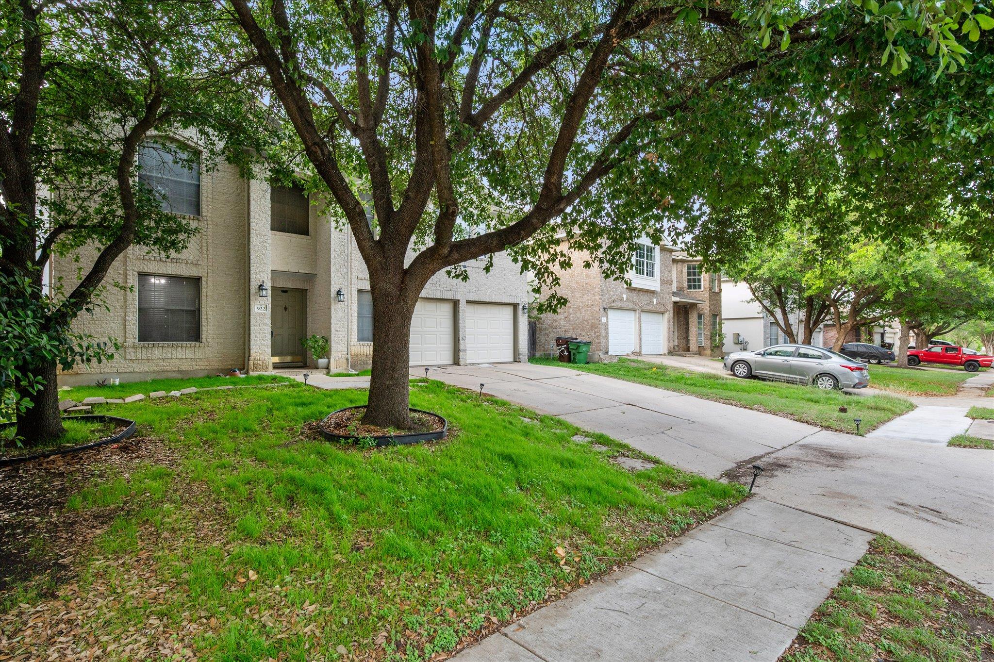 922 Satellite Vw, Round Rock, TX 78665