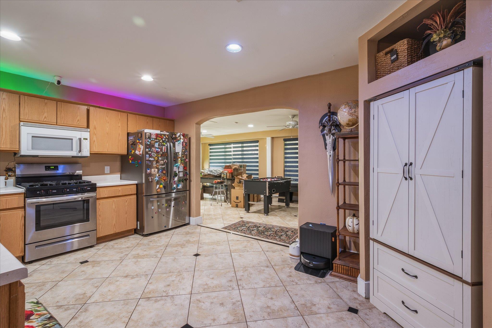 922 Satellite Vw, Round Rock, TX 78665