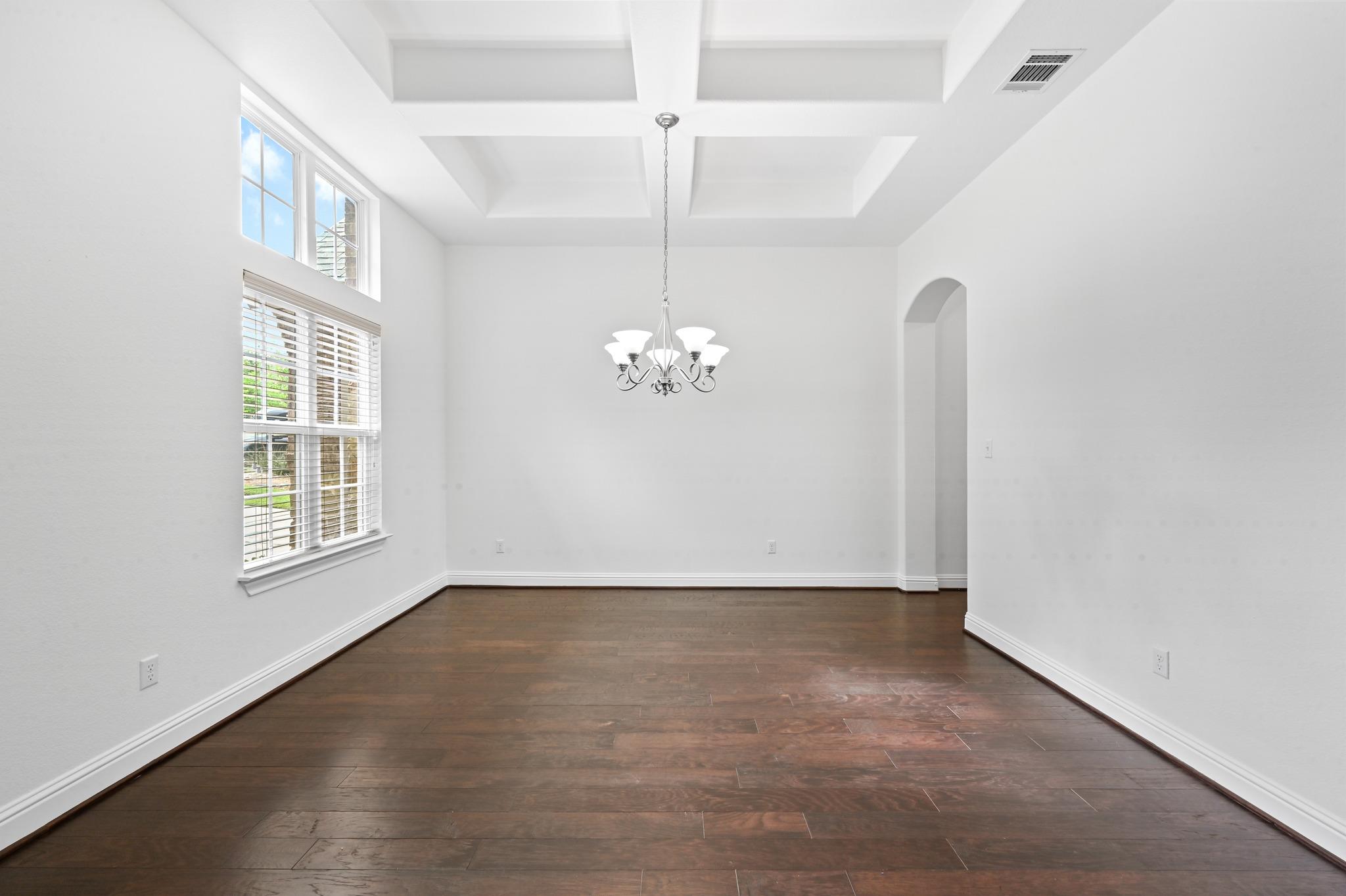 5612 Cherokee Draw Rd, Austin, TX 78738